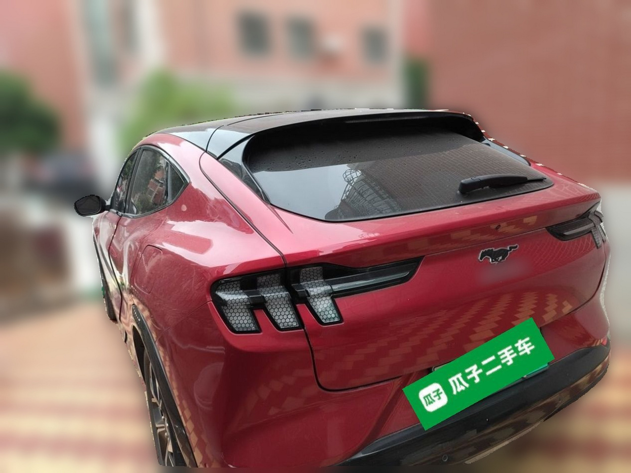 2021 RWD Luxury Long Range photo 4