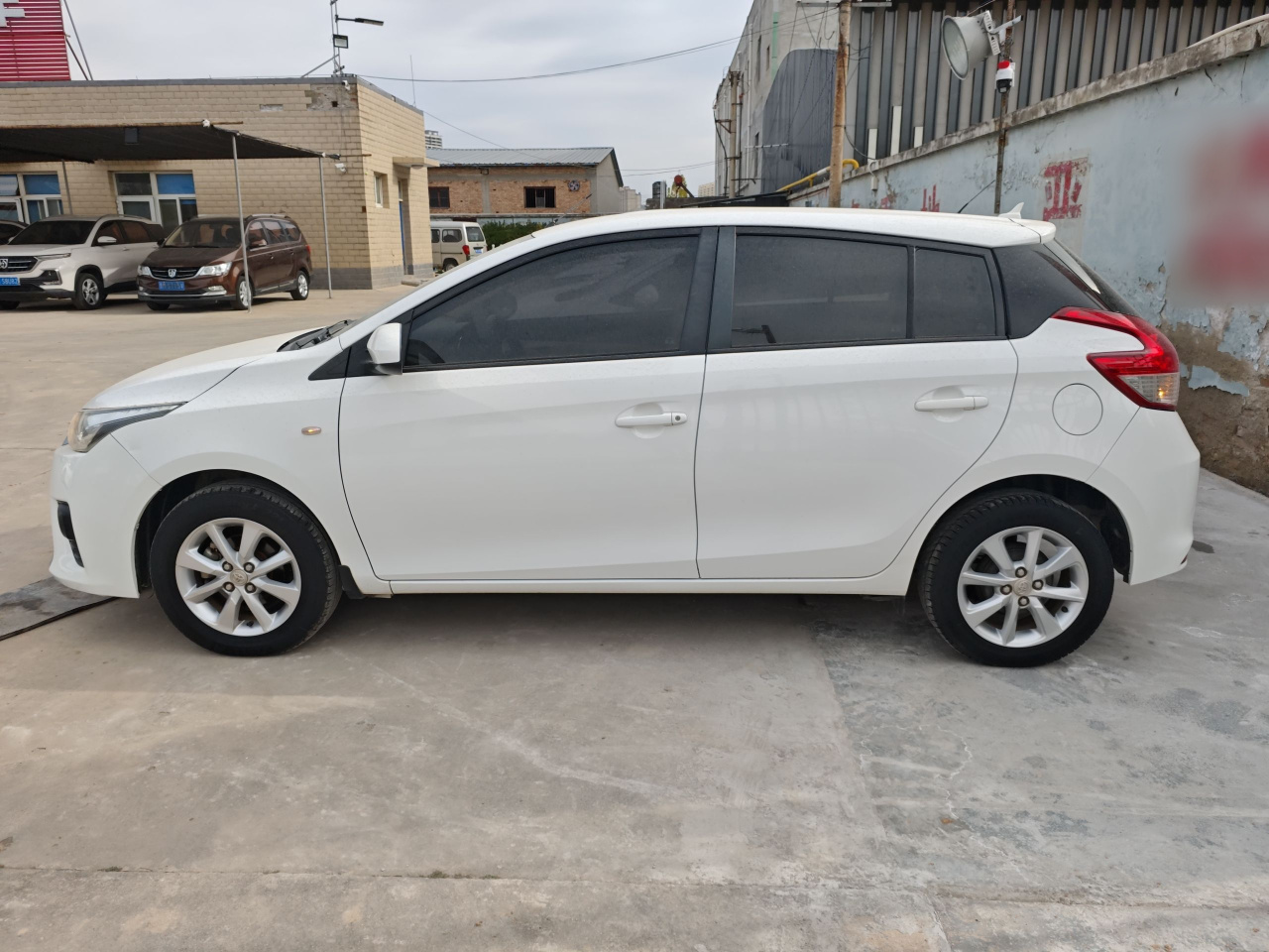 YARiS L 2014 1.5G AT photo 4