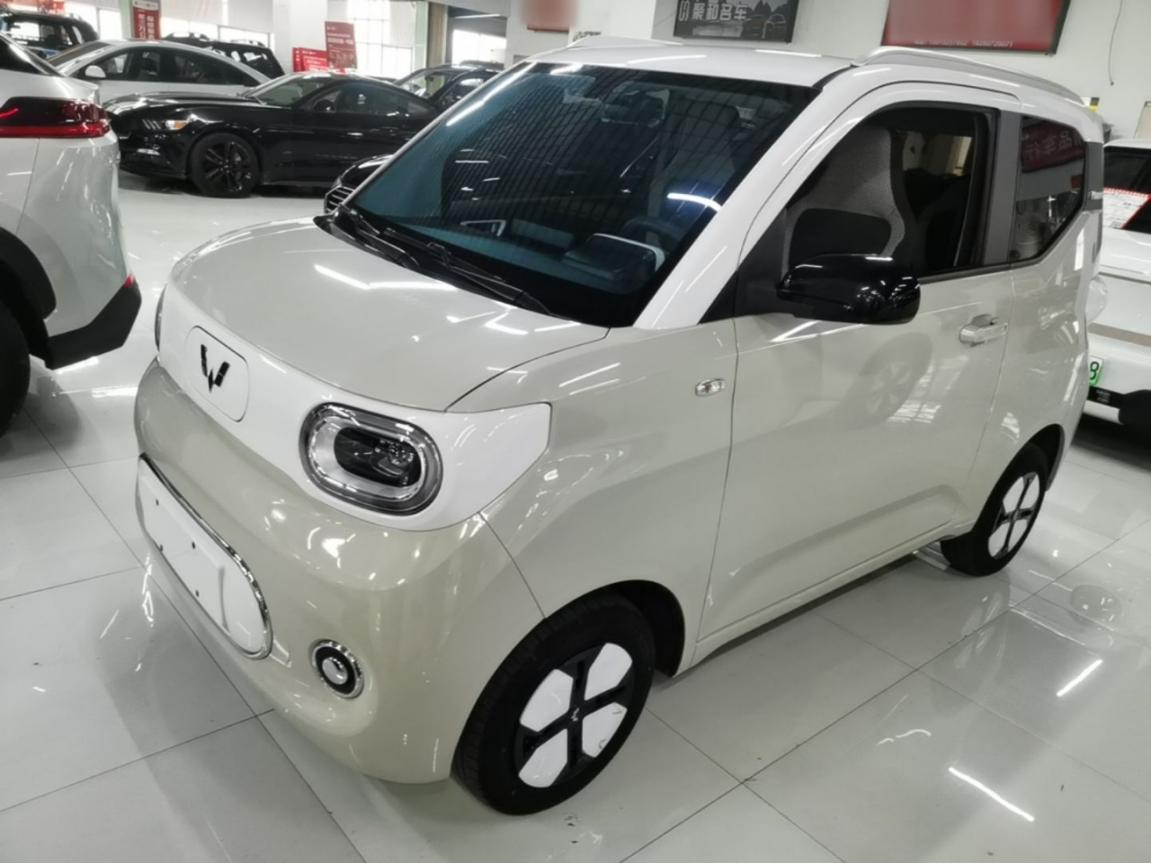 Hongguang MINIEV 2024 3rd Gen 215km Advanced