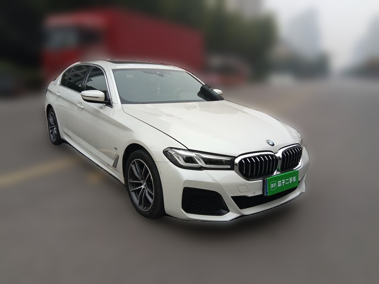 5 Series 2021 525Li M Sport Package photo 3