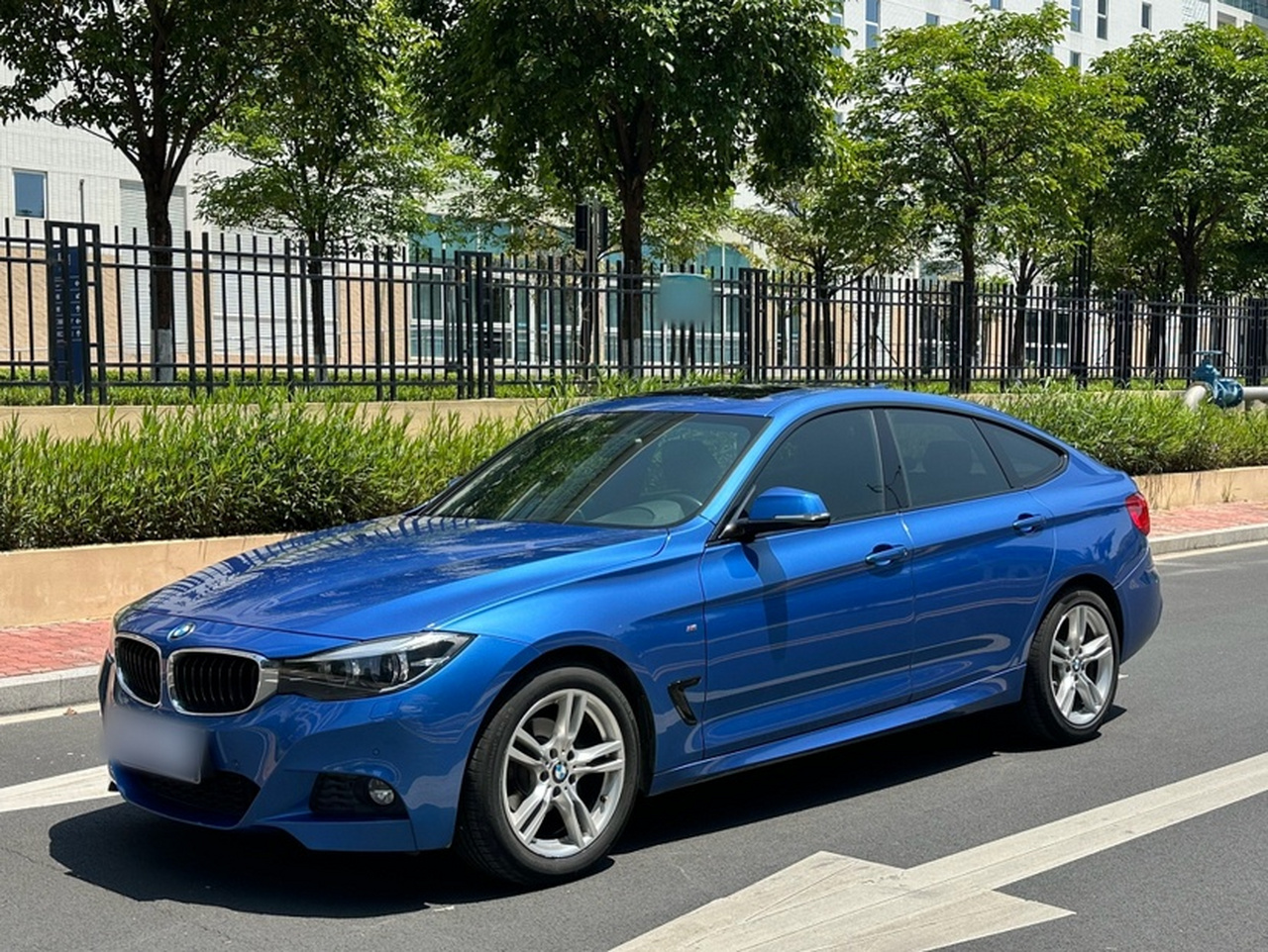 3 SeriesGT 2017 320i M Sport