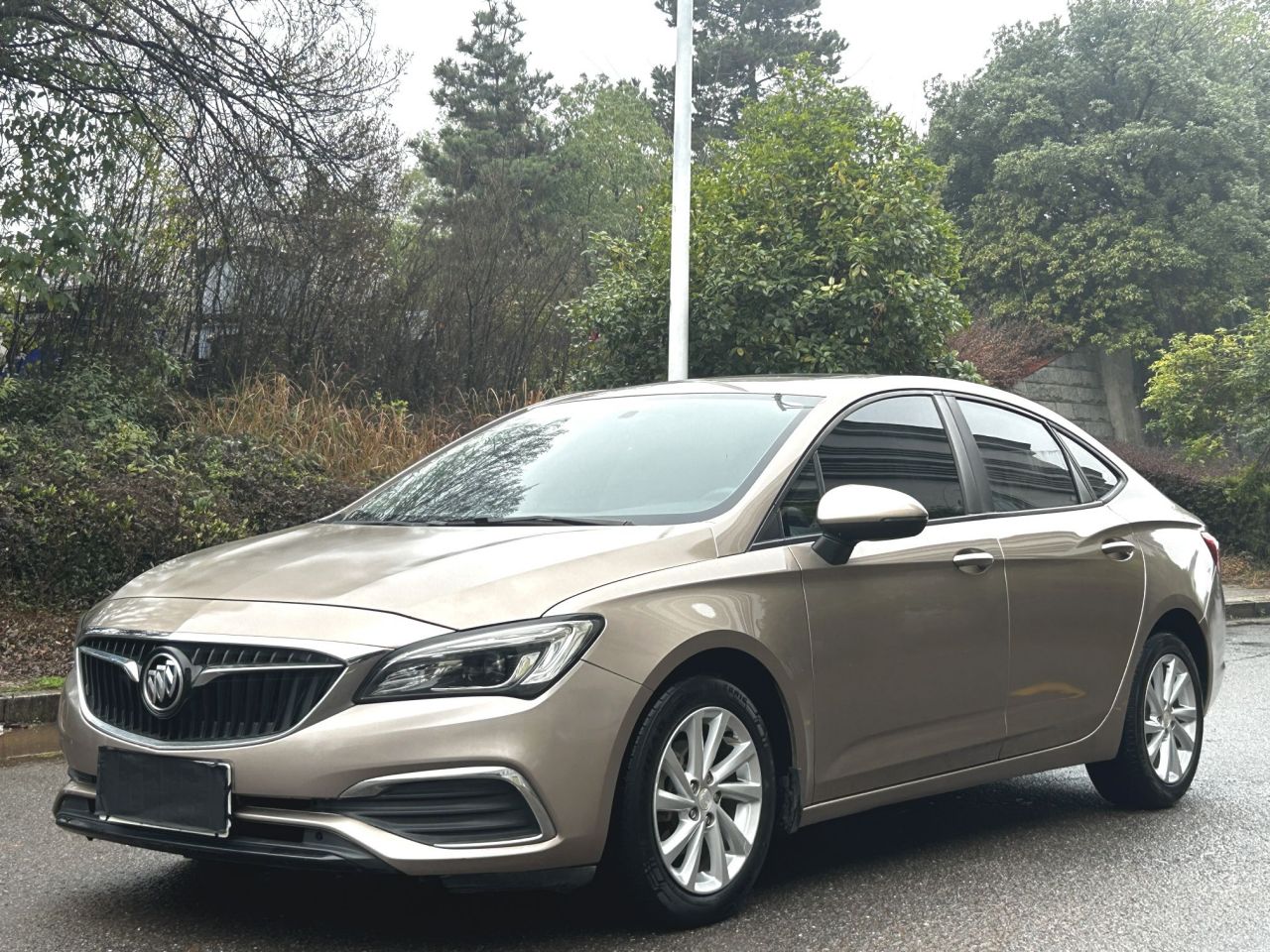 Verano 2019 Sedan 15S AT Leading