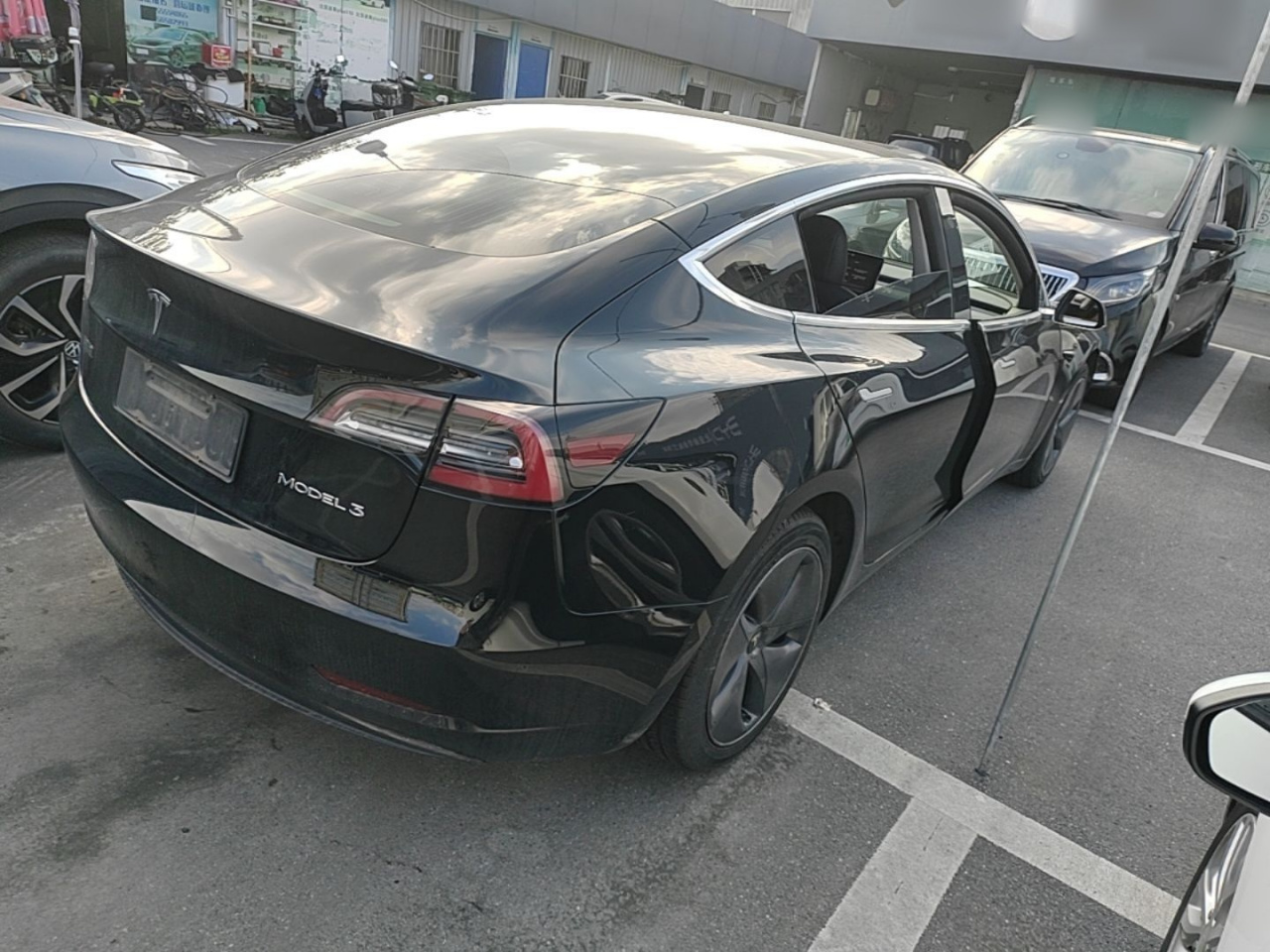 Model 3 2021 Standard Range RWD Upgraded photo 4
