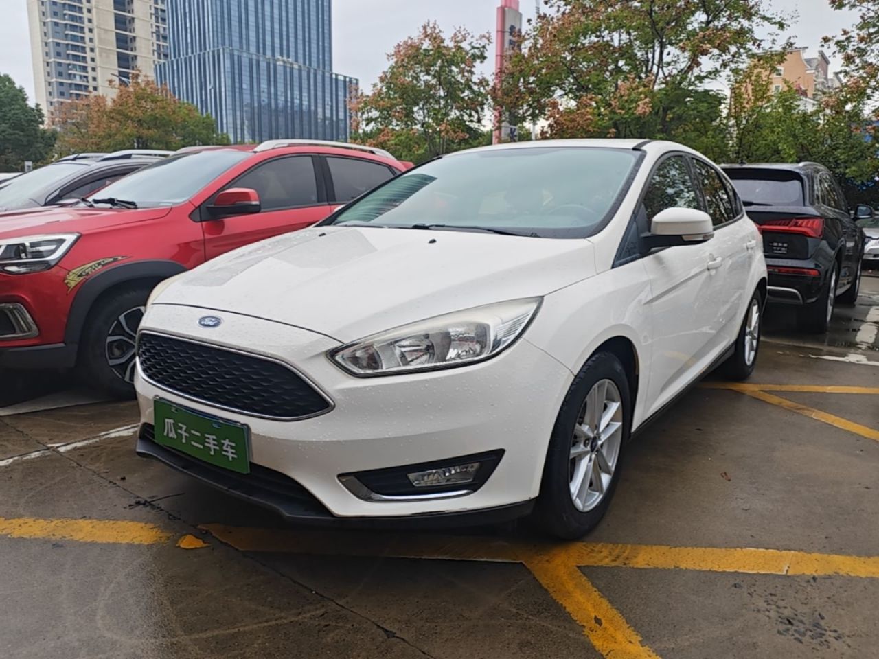 Focus 2017 Hatchback 1.6L AT Fashion