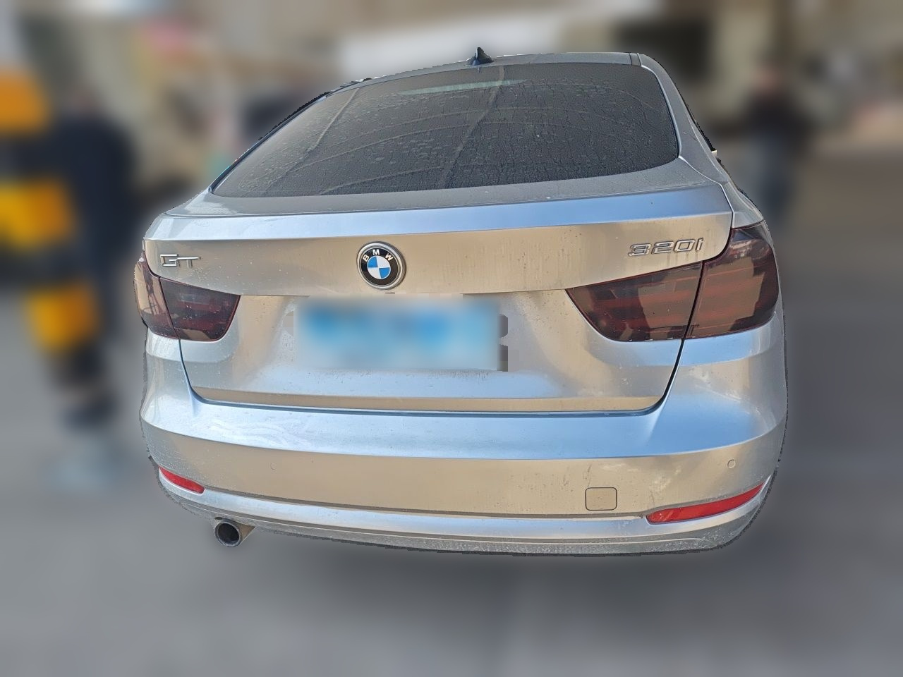 3 SeriesGT 2014 320i Leading photo 5