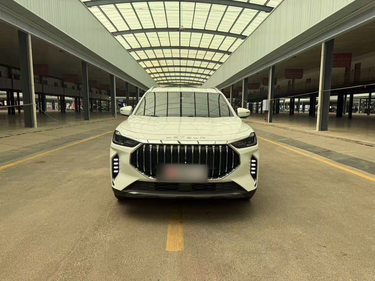 X70 PLUS 2025 Champion 1.5T DCTPRO 7-Seater photo 4