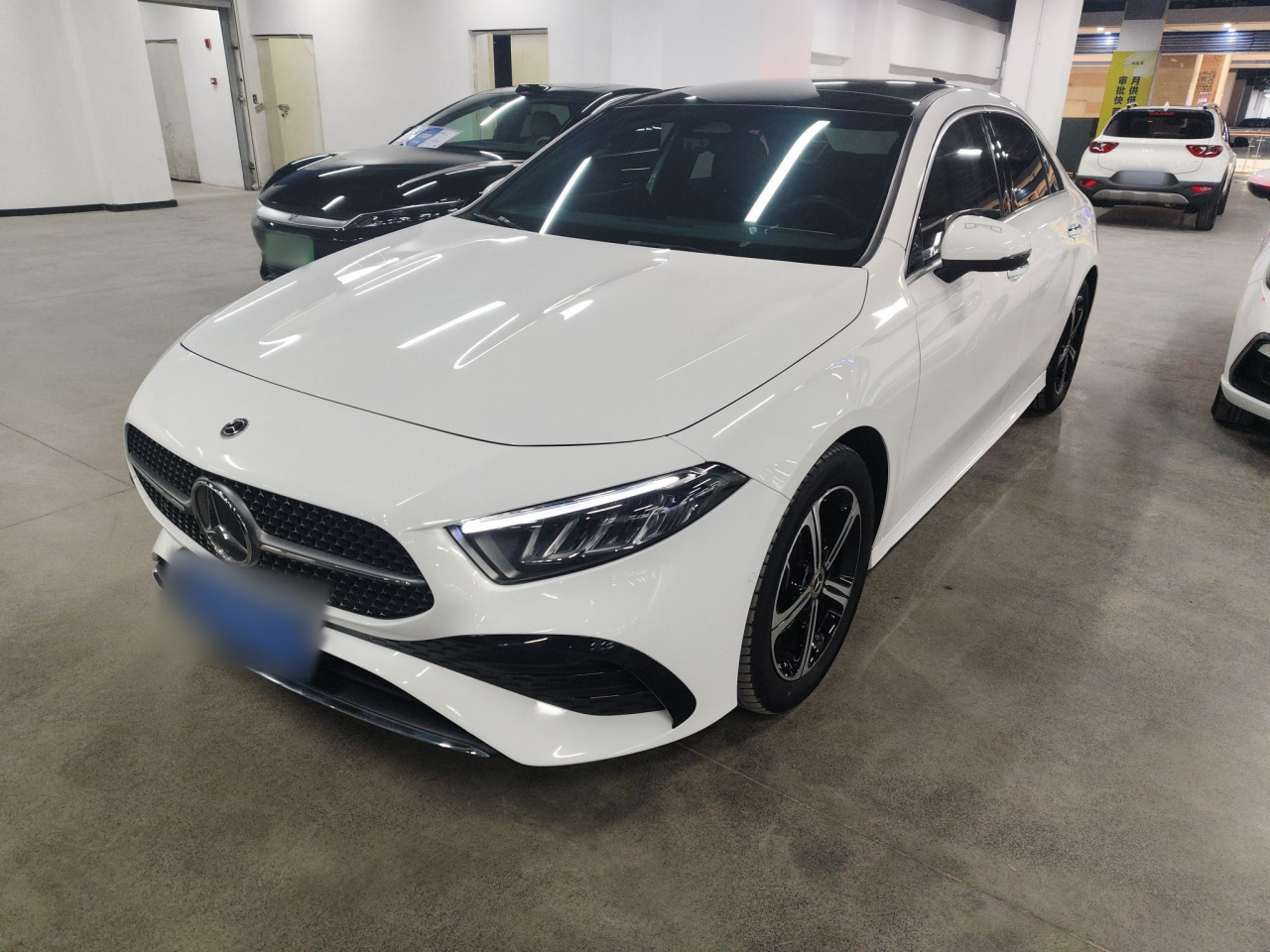A-Class 2023 A 200 L Fashion