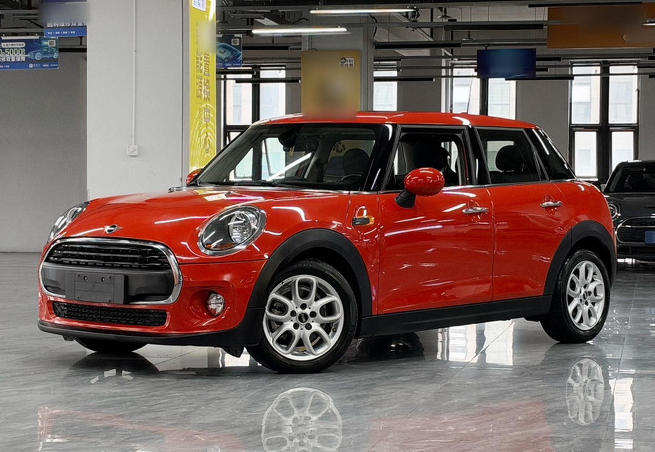 2018 1.5T ONE 5-Door