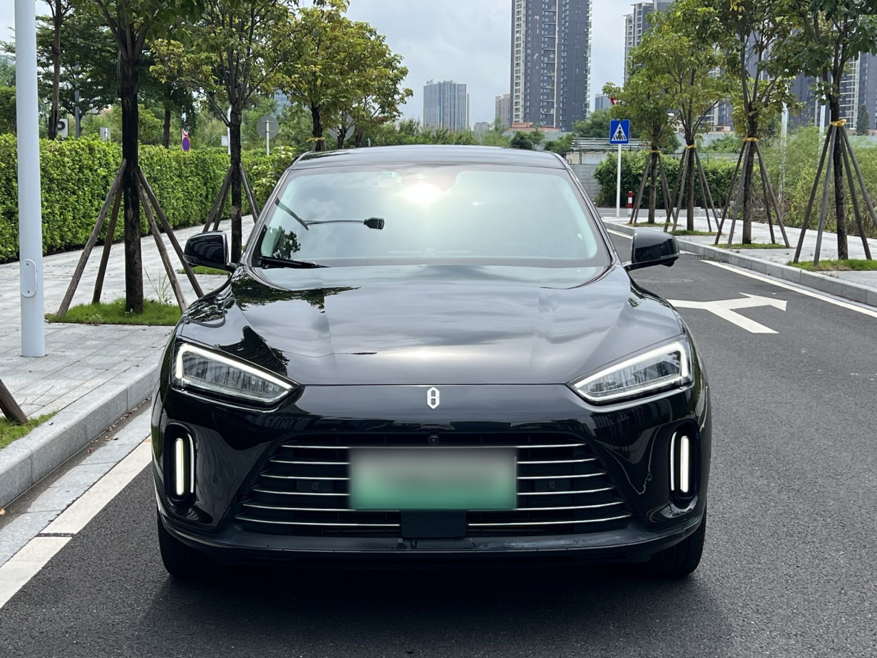 HIMA AITO M5 2022 EREV AWD photo 4
