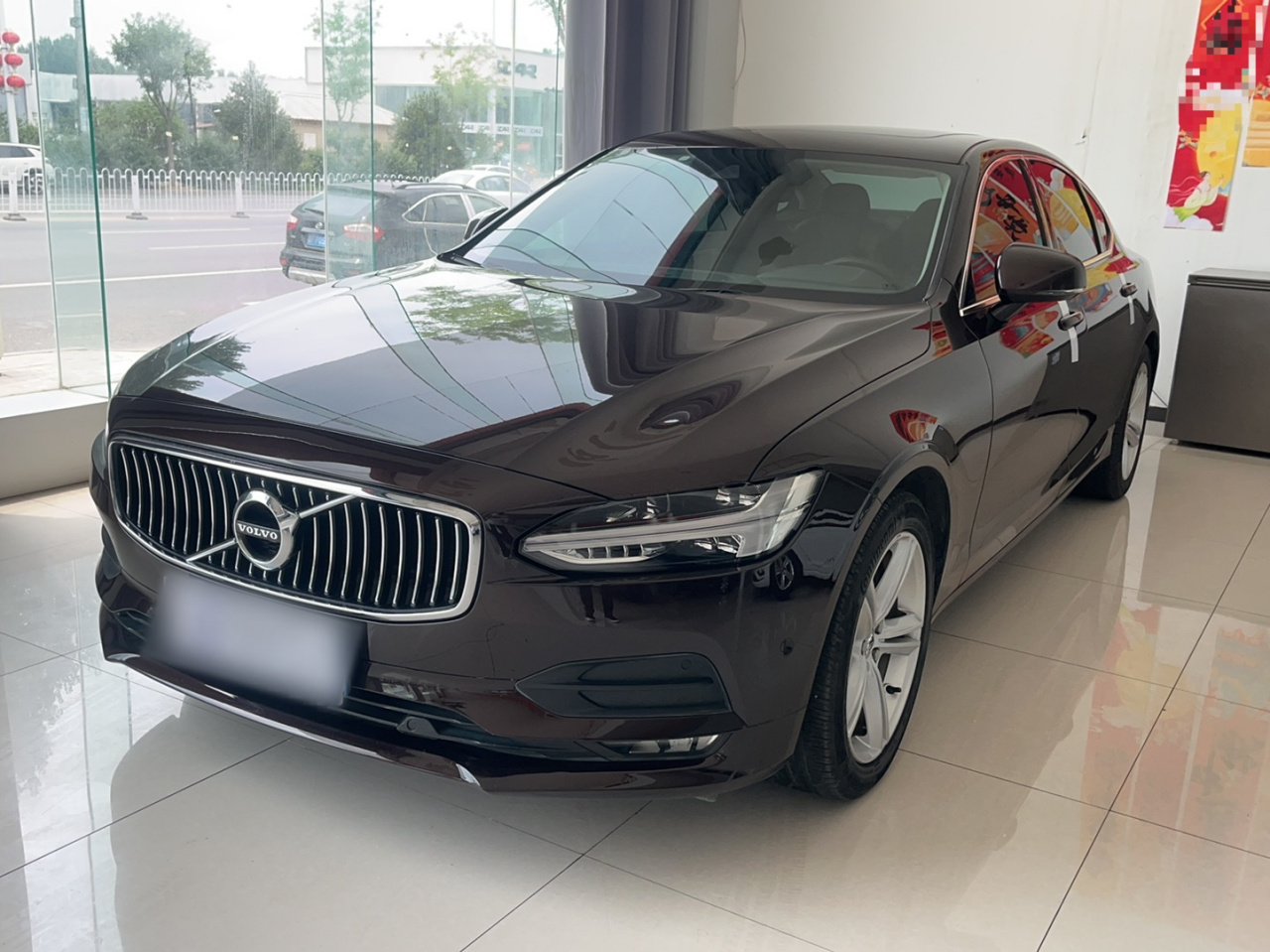 S90 2017 T4