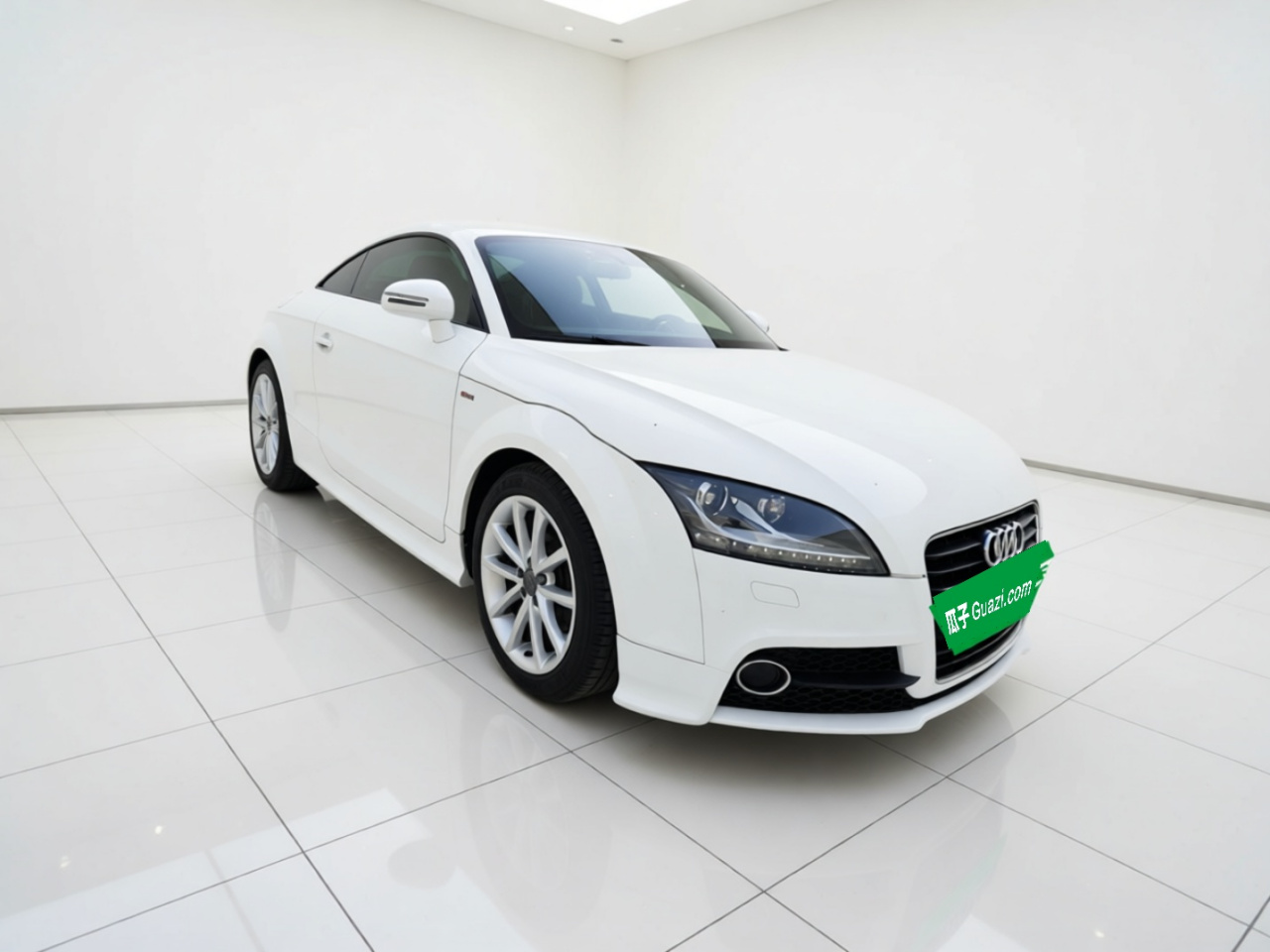 TT 2013 TT Coupe 45 TFSI photo 3