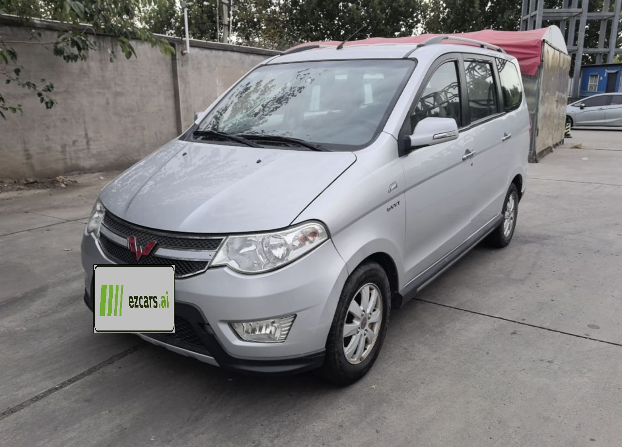 Wuling Hongguang 2014 1.5L S Luxury