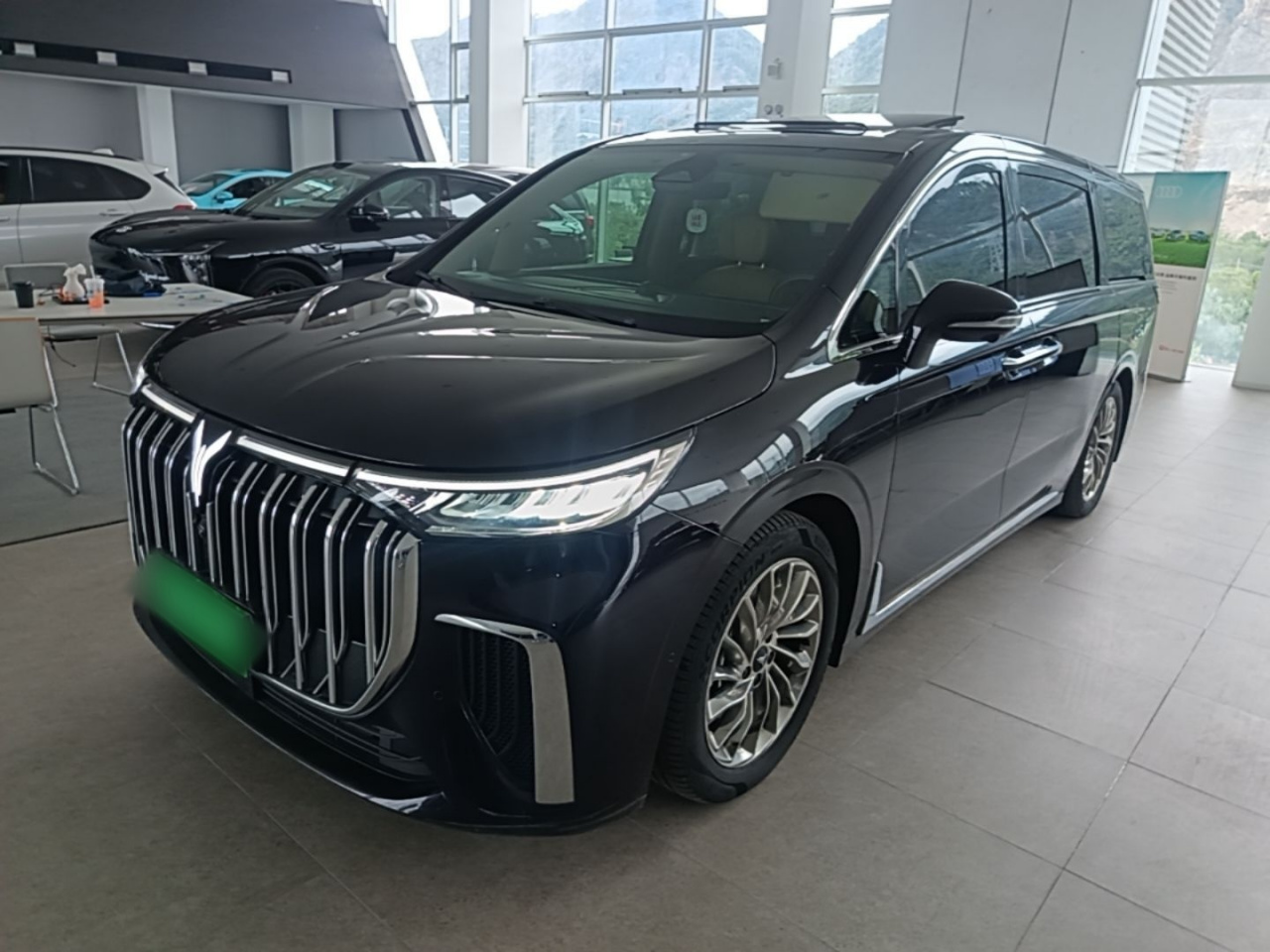 Voyah Dreamer 2024 PHEV Extended Range Flagship