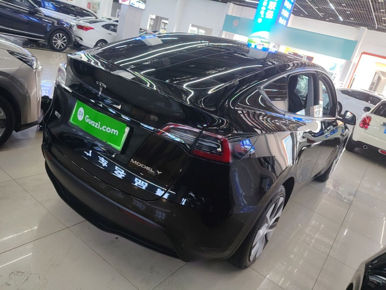Model Y 2022 Facelift RWD photo 4
