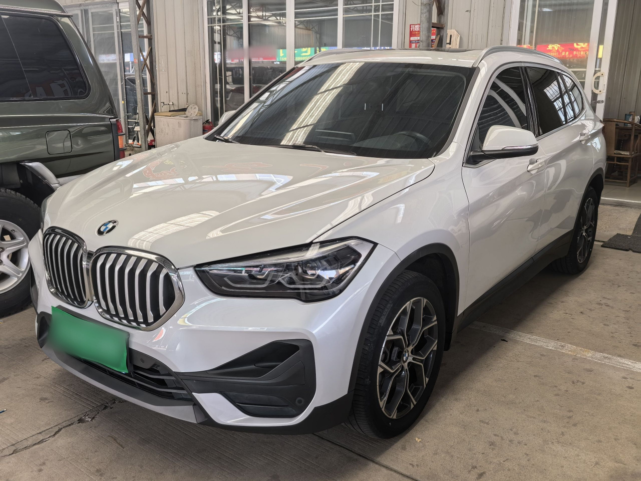 X1 2021 Facelift sDrive25Li Leading