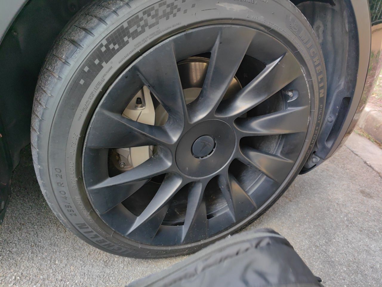 Model Y 2021 Standard Range RWD photo 5