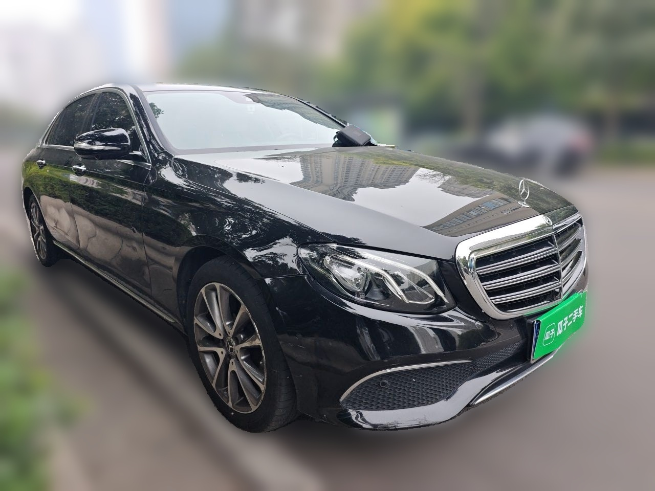E-Class 2017 E 300 L Luxury photo 3