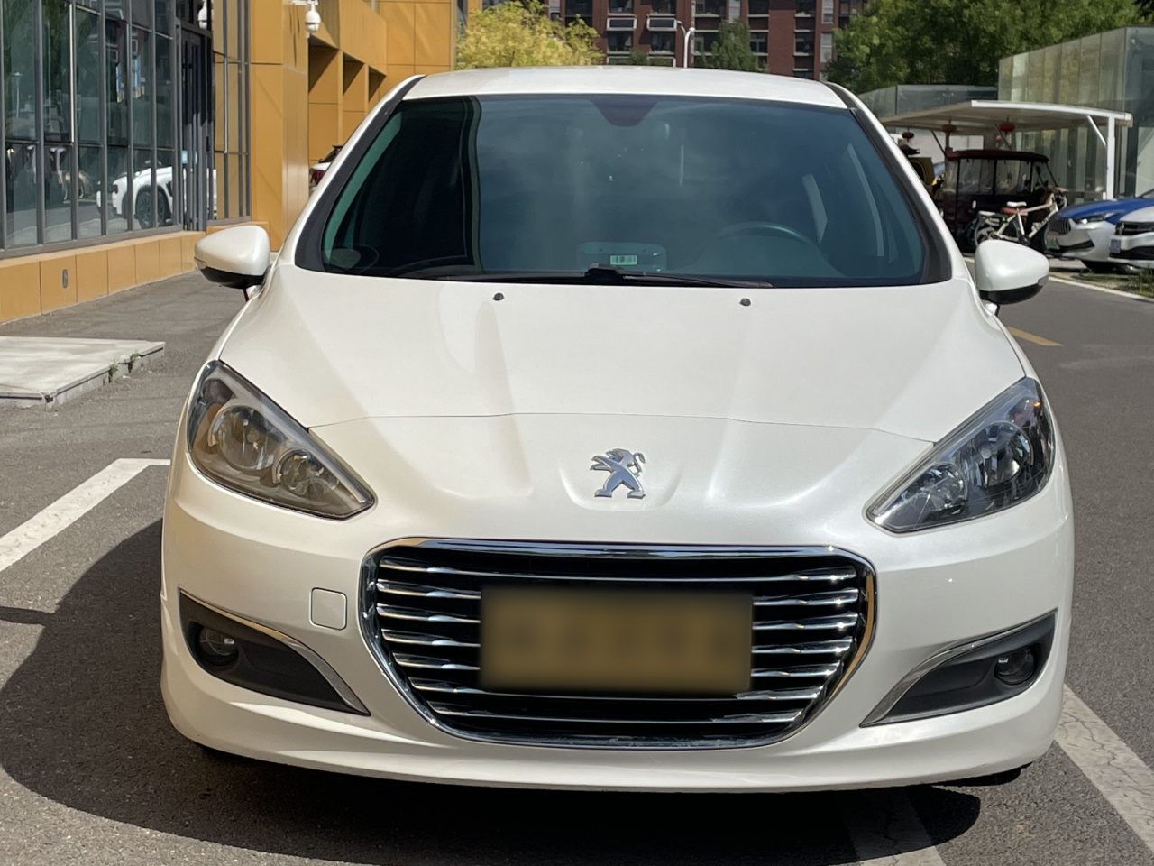 308 2014 Classic 1.6L AT photo 2