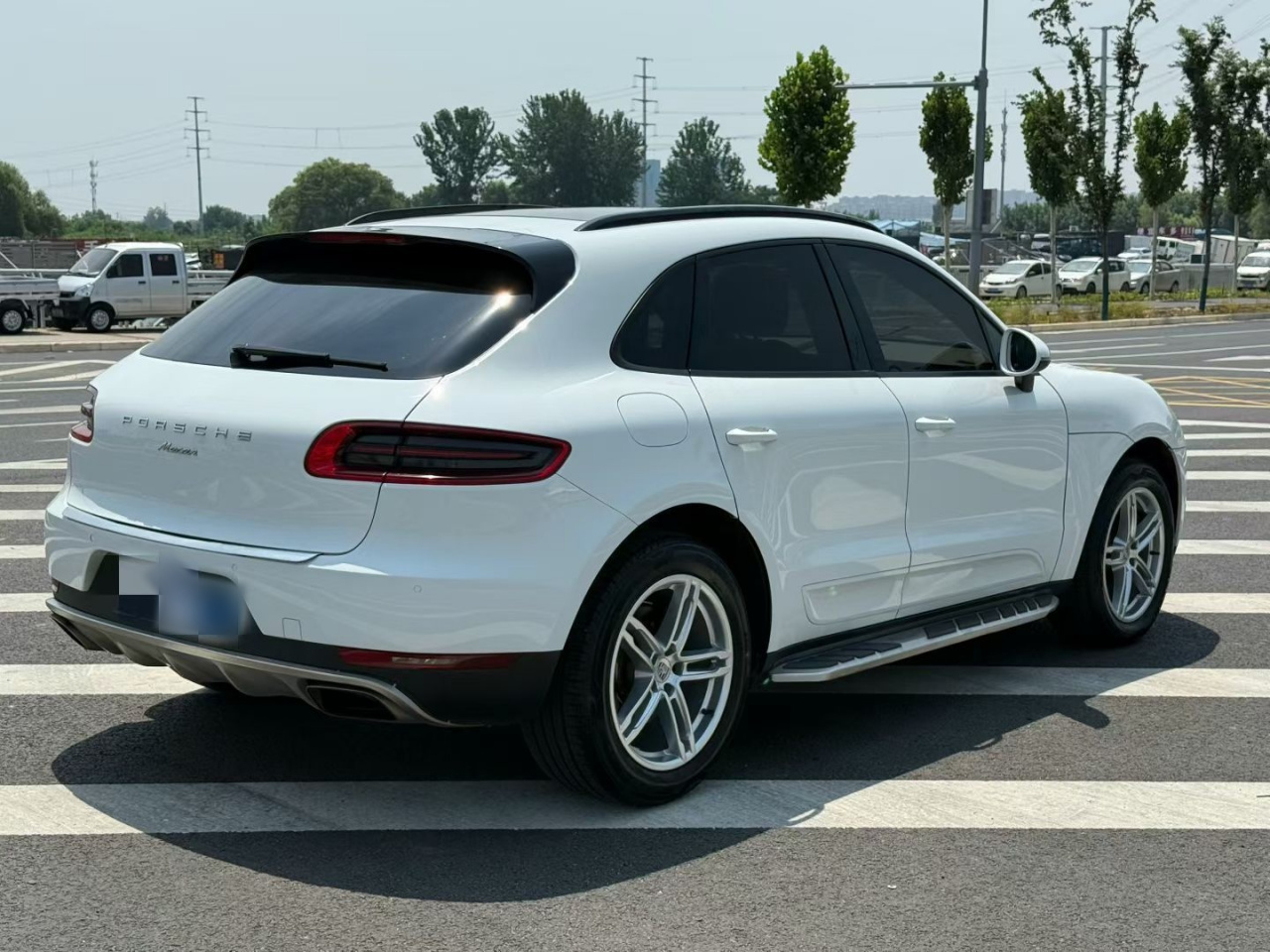 2014 Macan 2.0T photo 2
