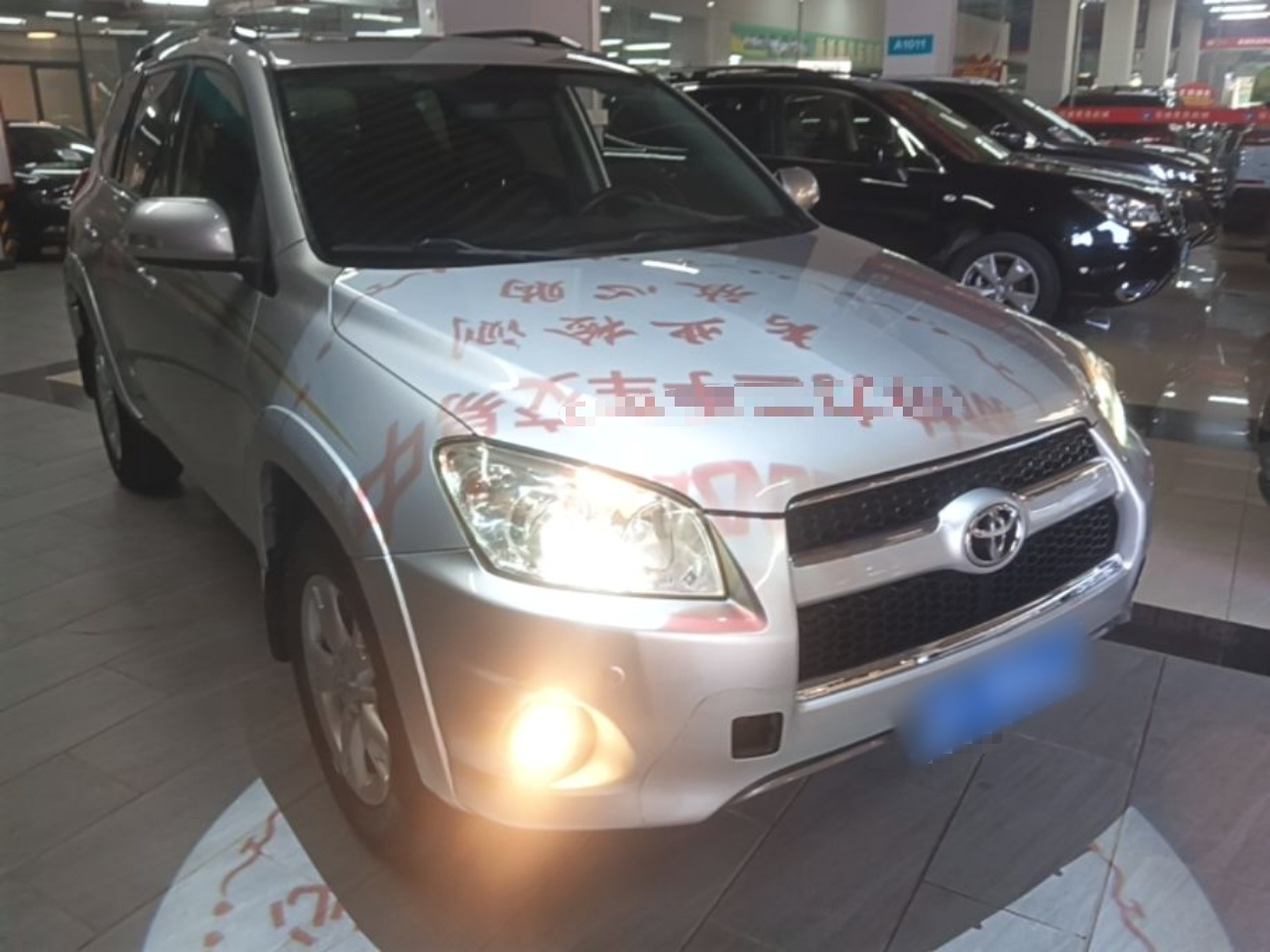 RAV4 2011 2.4L AT AWD Luxury photo 3