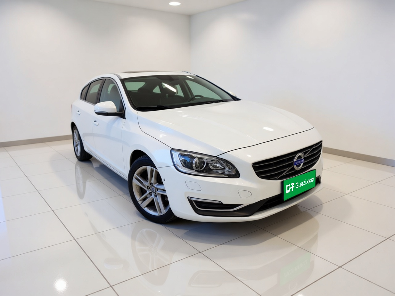 V60 2015 T5 photo 3