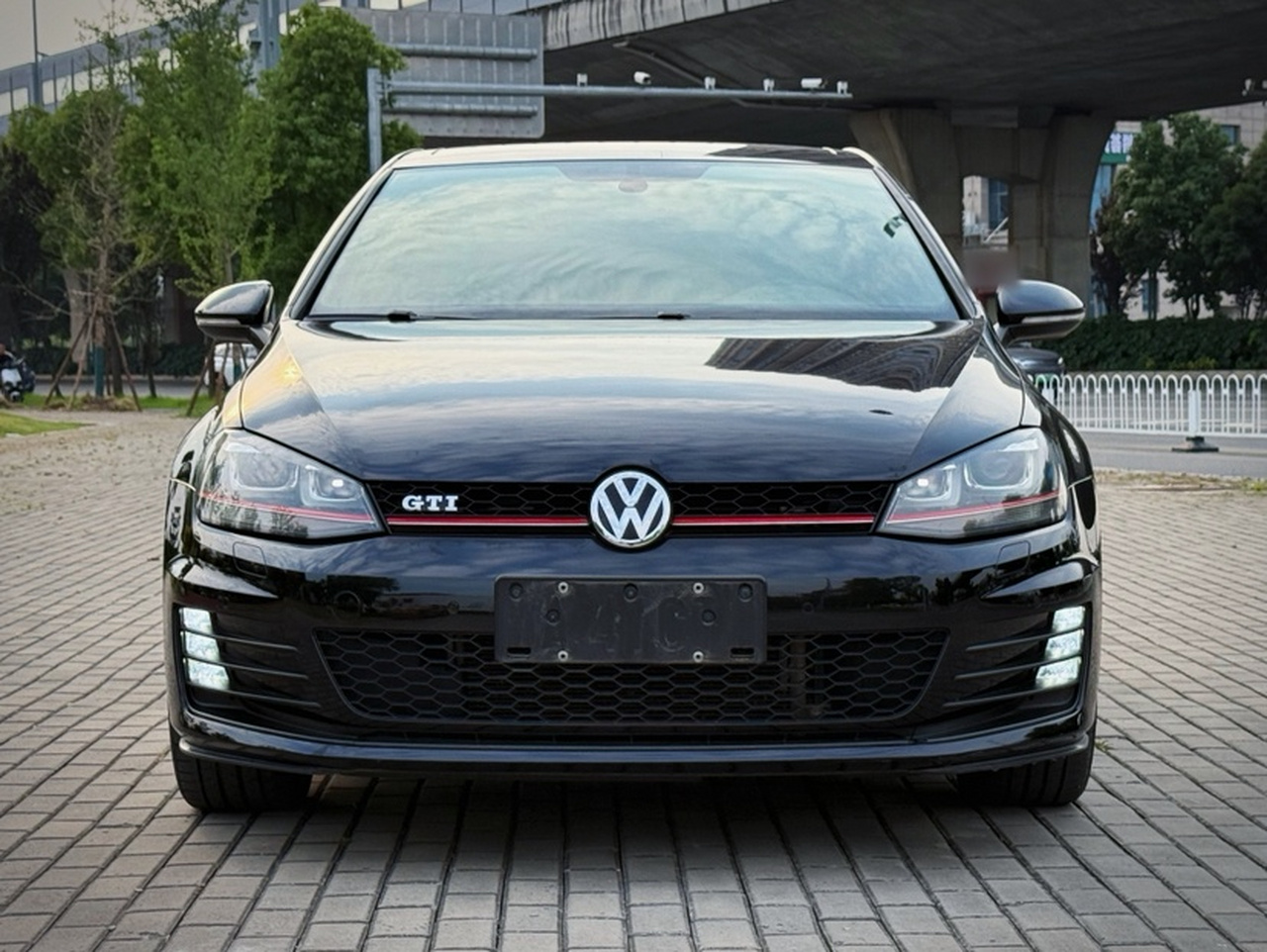 Golf GTI 2016 2.0TSI GTI photo 2