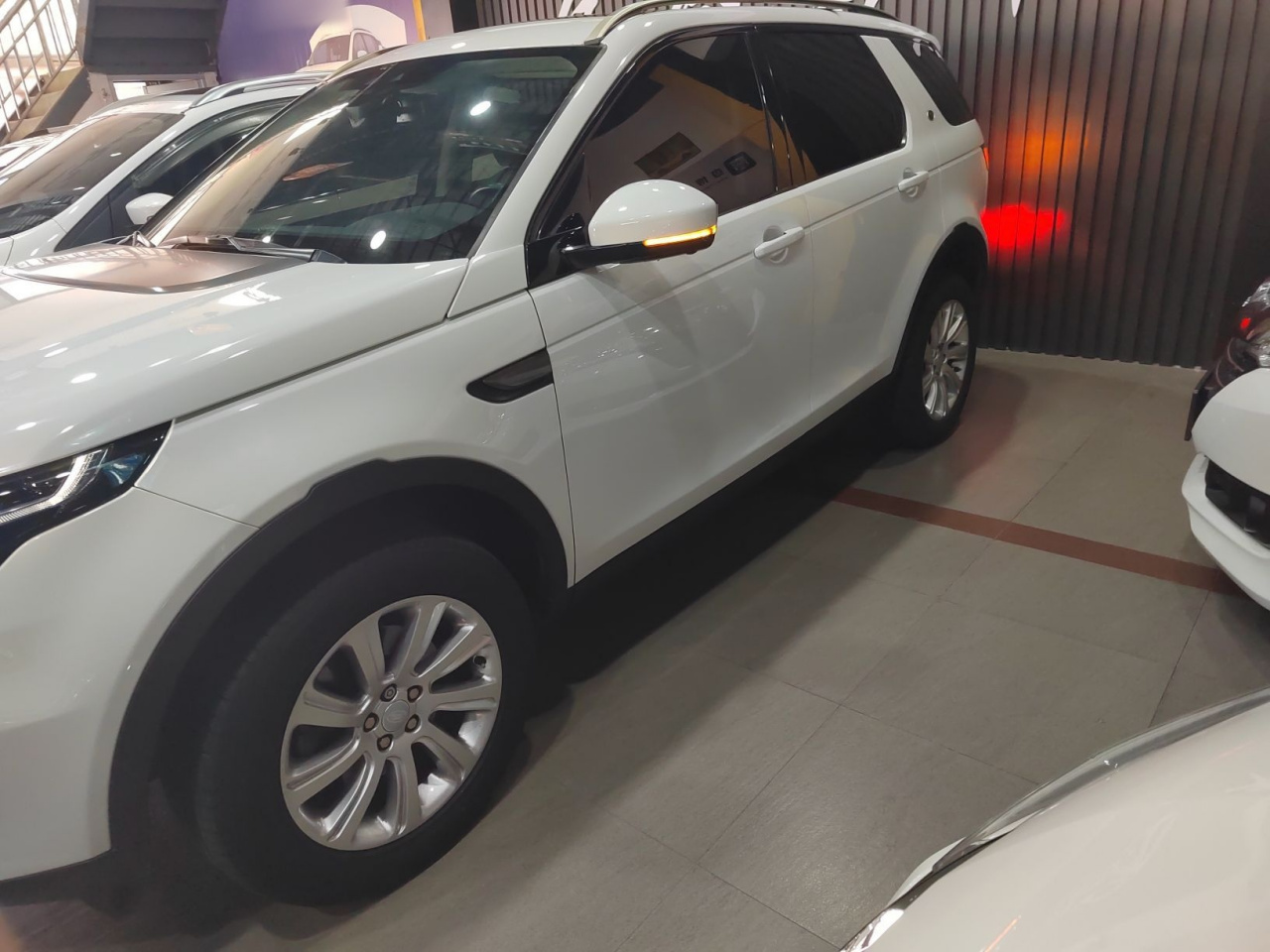Discovery Sport 2016 2.0T SE photo 4