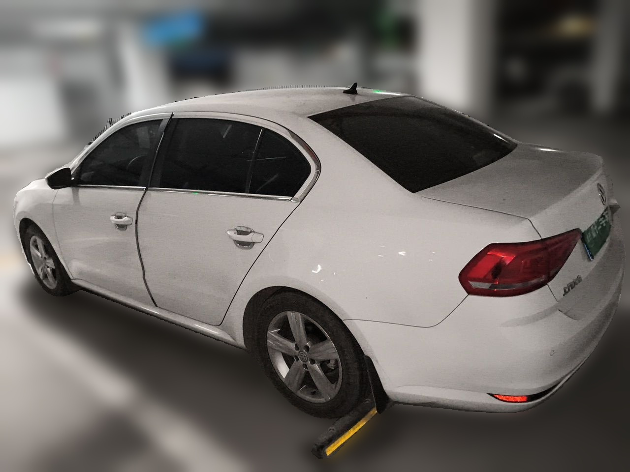 Lavida 2017 1.6L AT photo 4