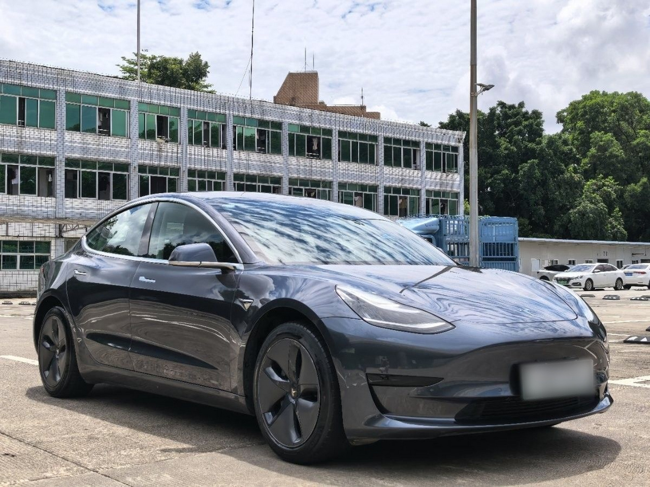 Model 3 2019 Standard Range RWD Upgraded photo 3