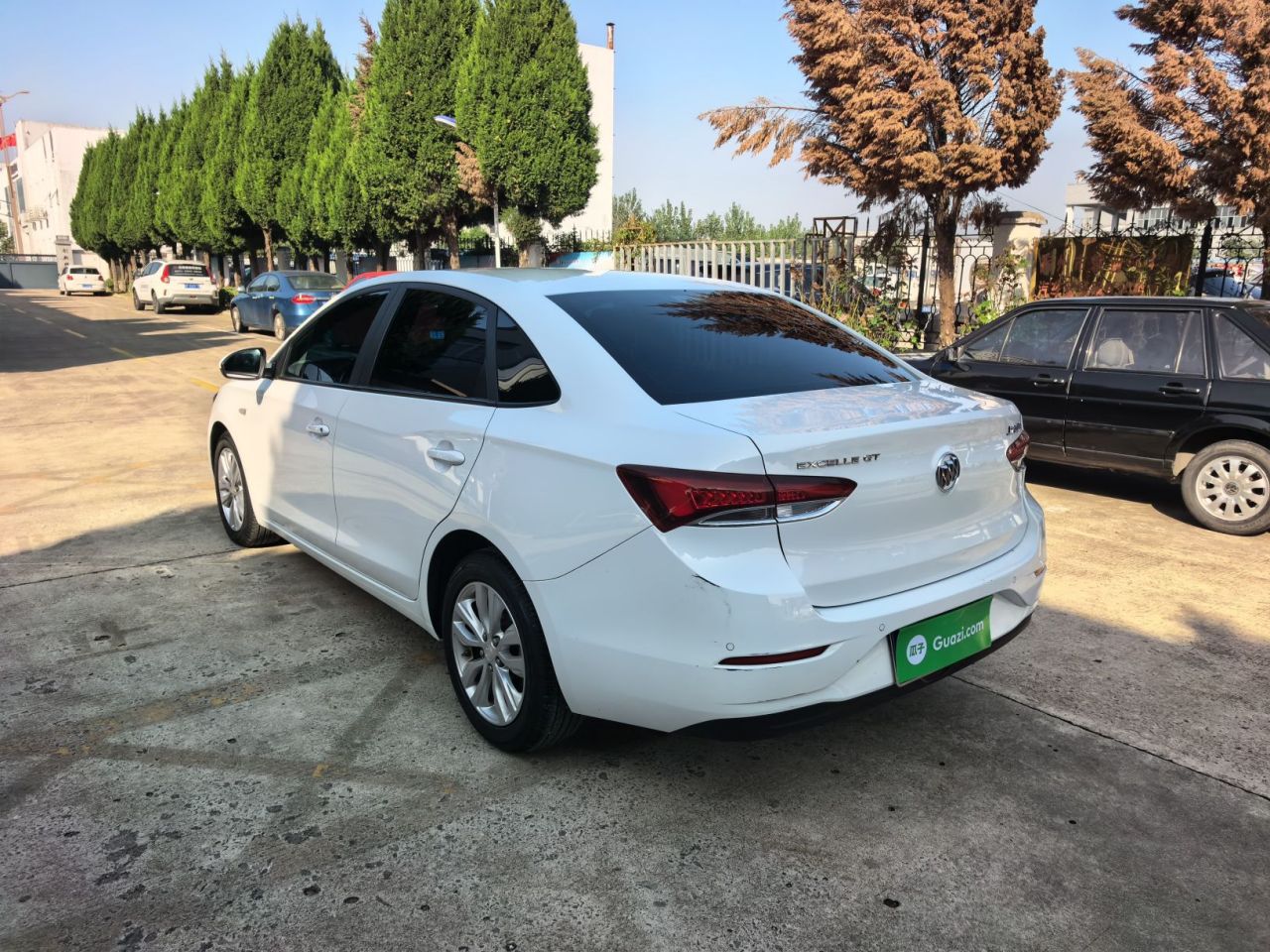Excelle 2021 Facelift Classic 1.5L AT Elite photo 5