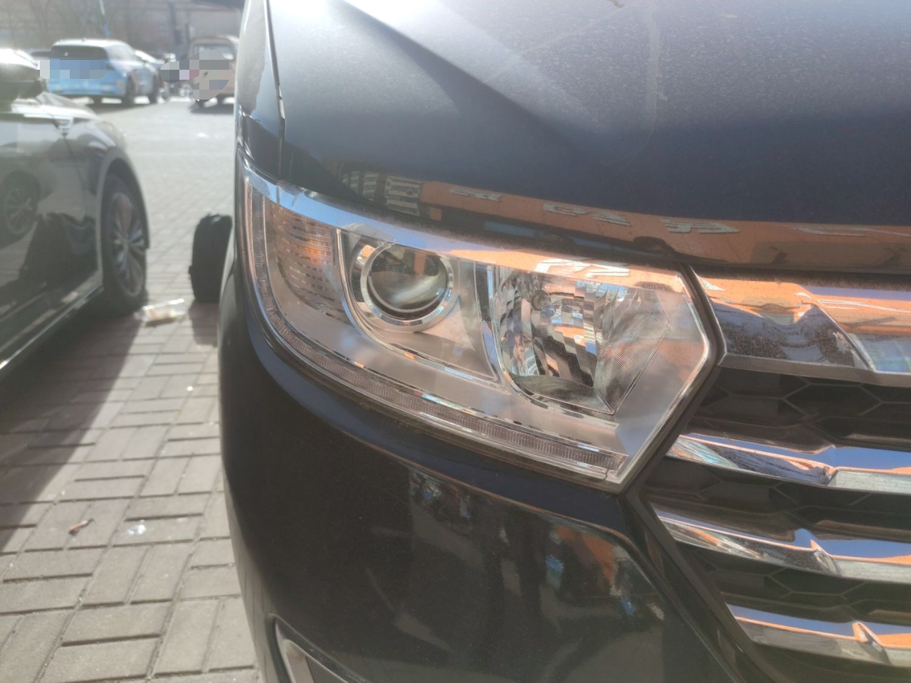 Refine M3 2019 PLUS 1.8L Luxury 9-Seater photo 4