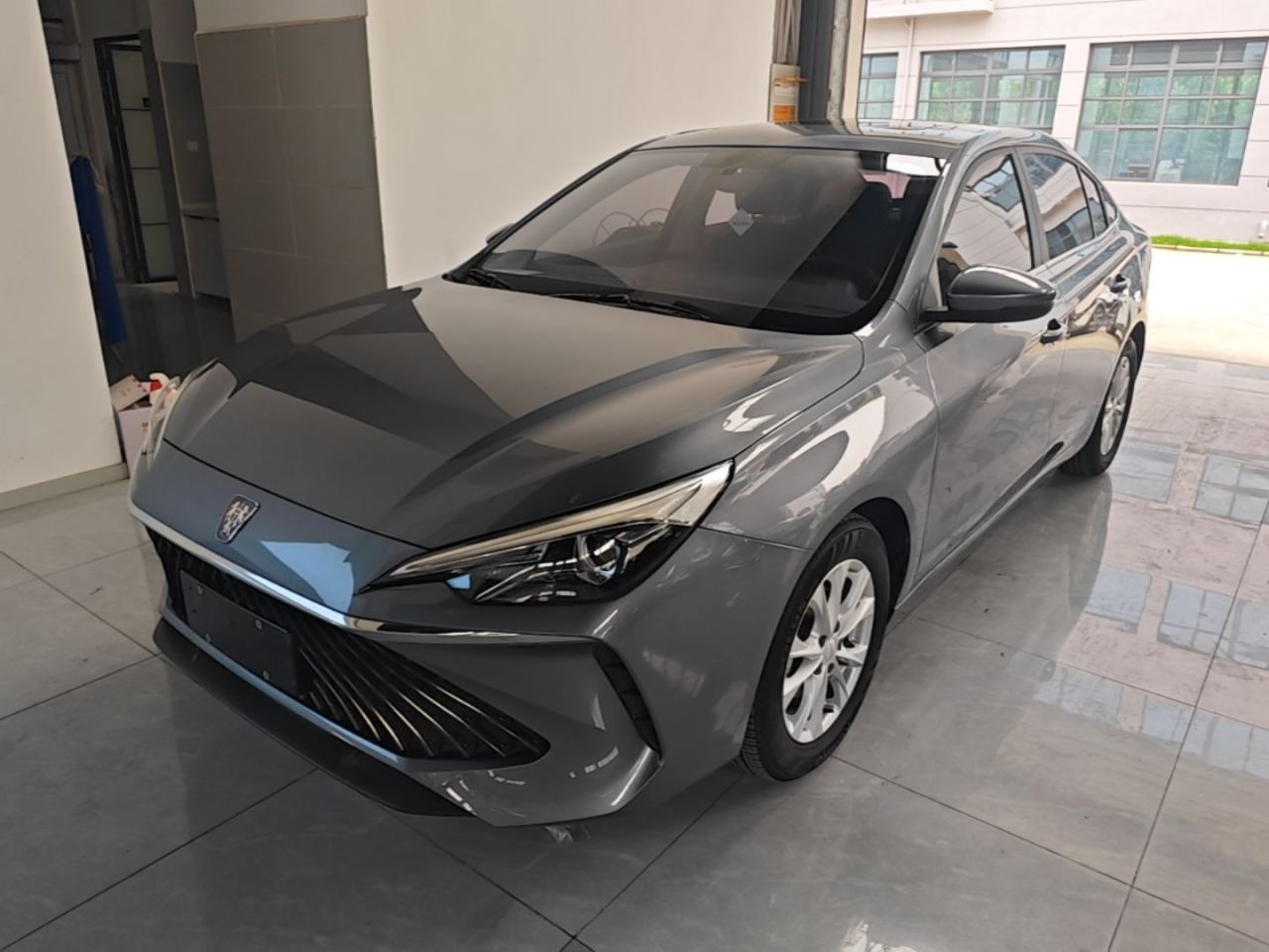 i5 2023 1.5L CVT Luxury