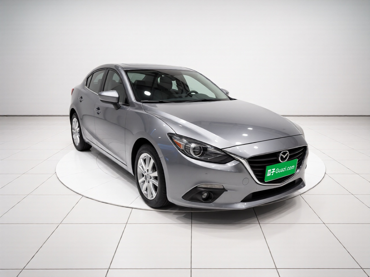 3 Axela 2016 Sedan 1.5L AT Comfort photo 3