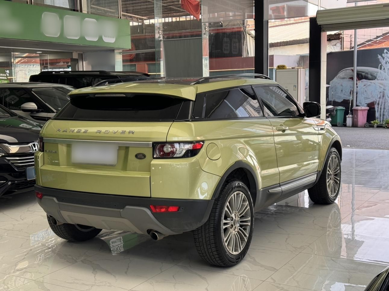 Range Rover Evoque Imported 2012 2.0T 3-Door photo 3