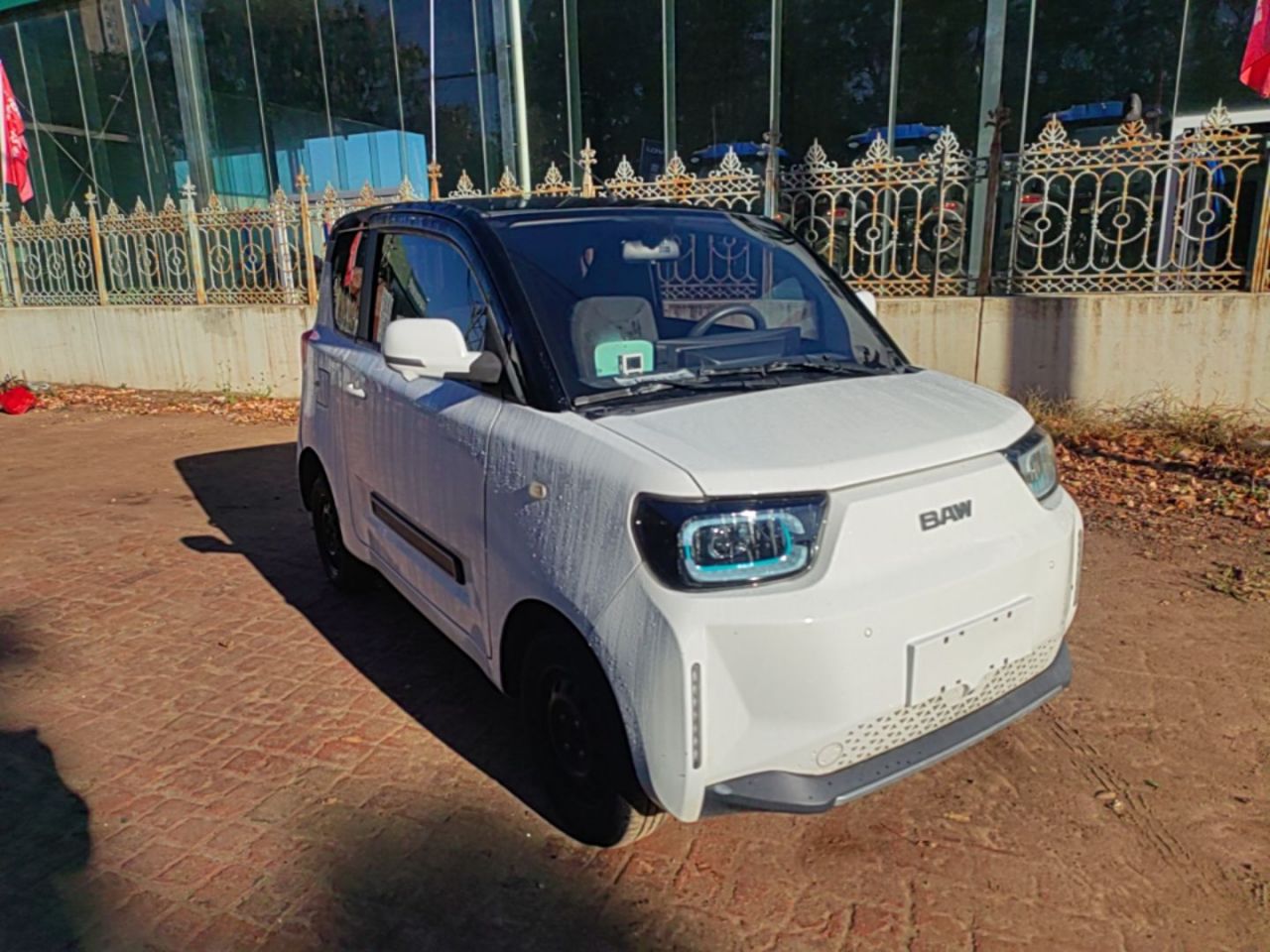 BAW Yuan 2022 photo 3