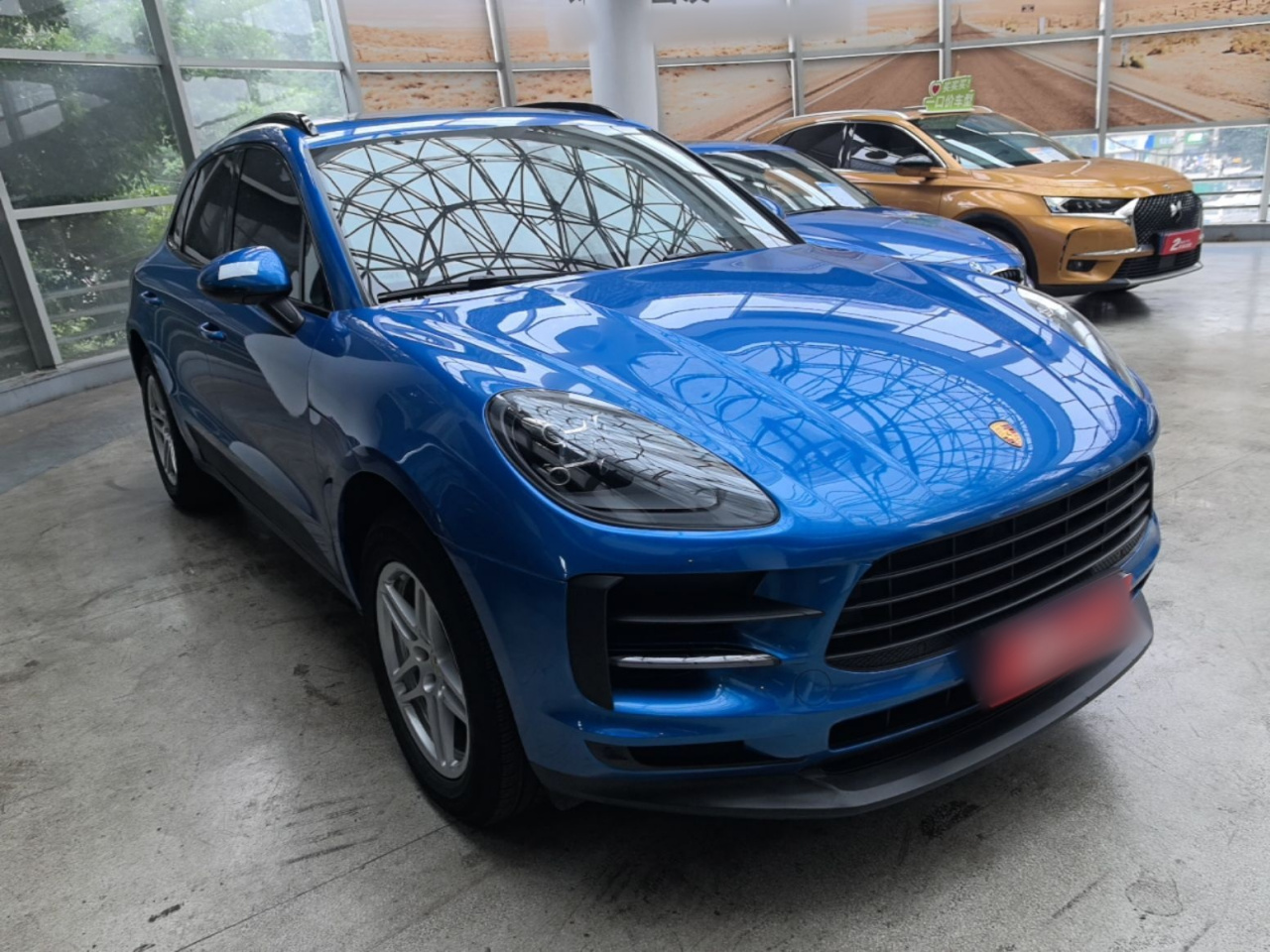 2020 Macan 2.0T photo 3