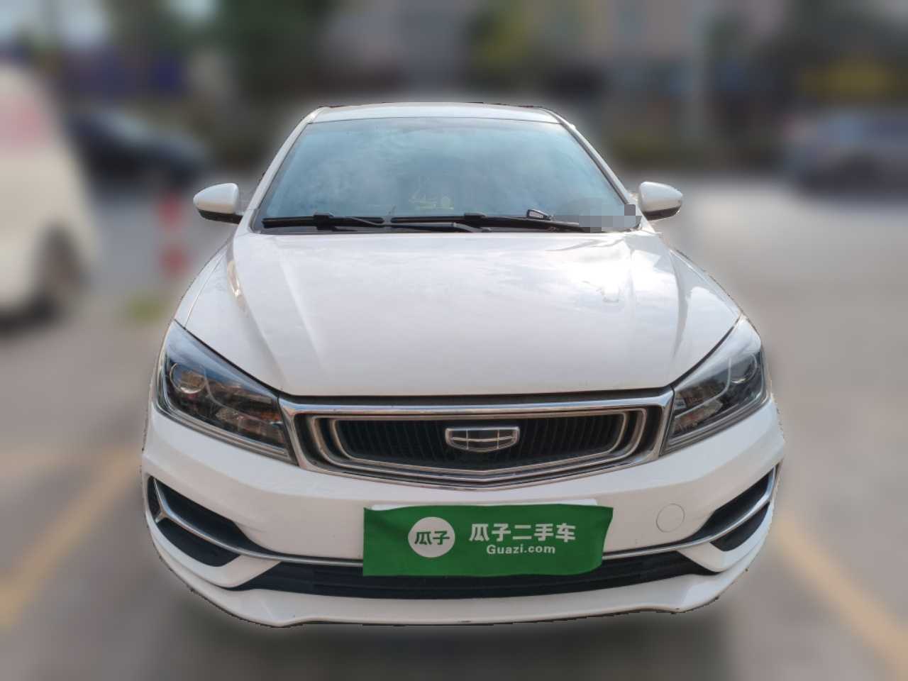 Emgrand 2019 1.5L CVT Luxury China VI photo 2