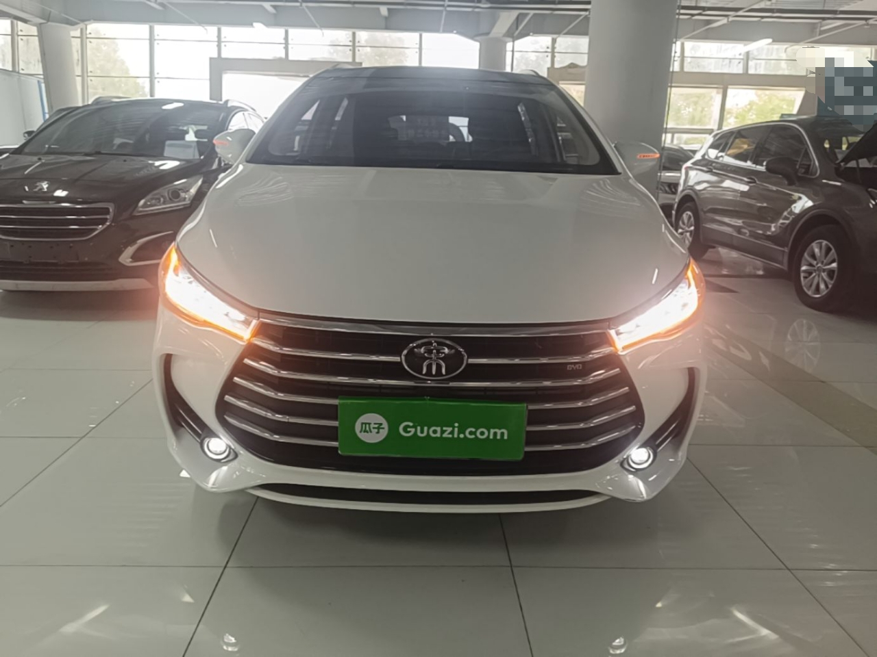 Song MAX 2018 1.5T AT Connected Exclusive 6-Seater photo 2