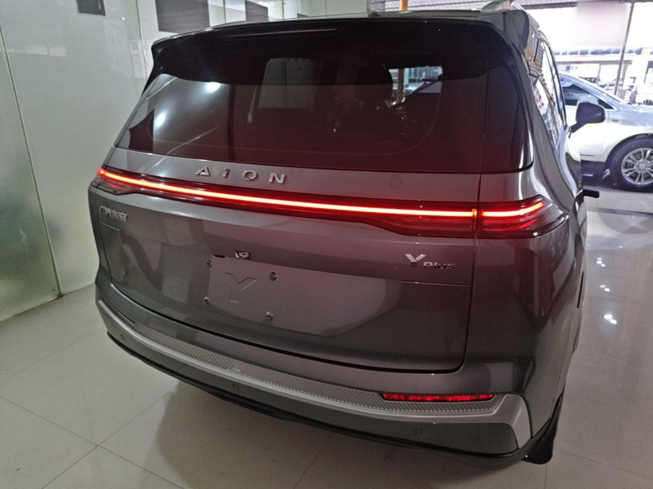 AION Y 2025 Plus 510 58.4kWh photo 5