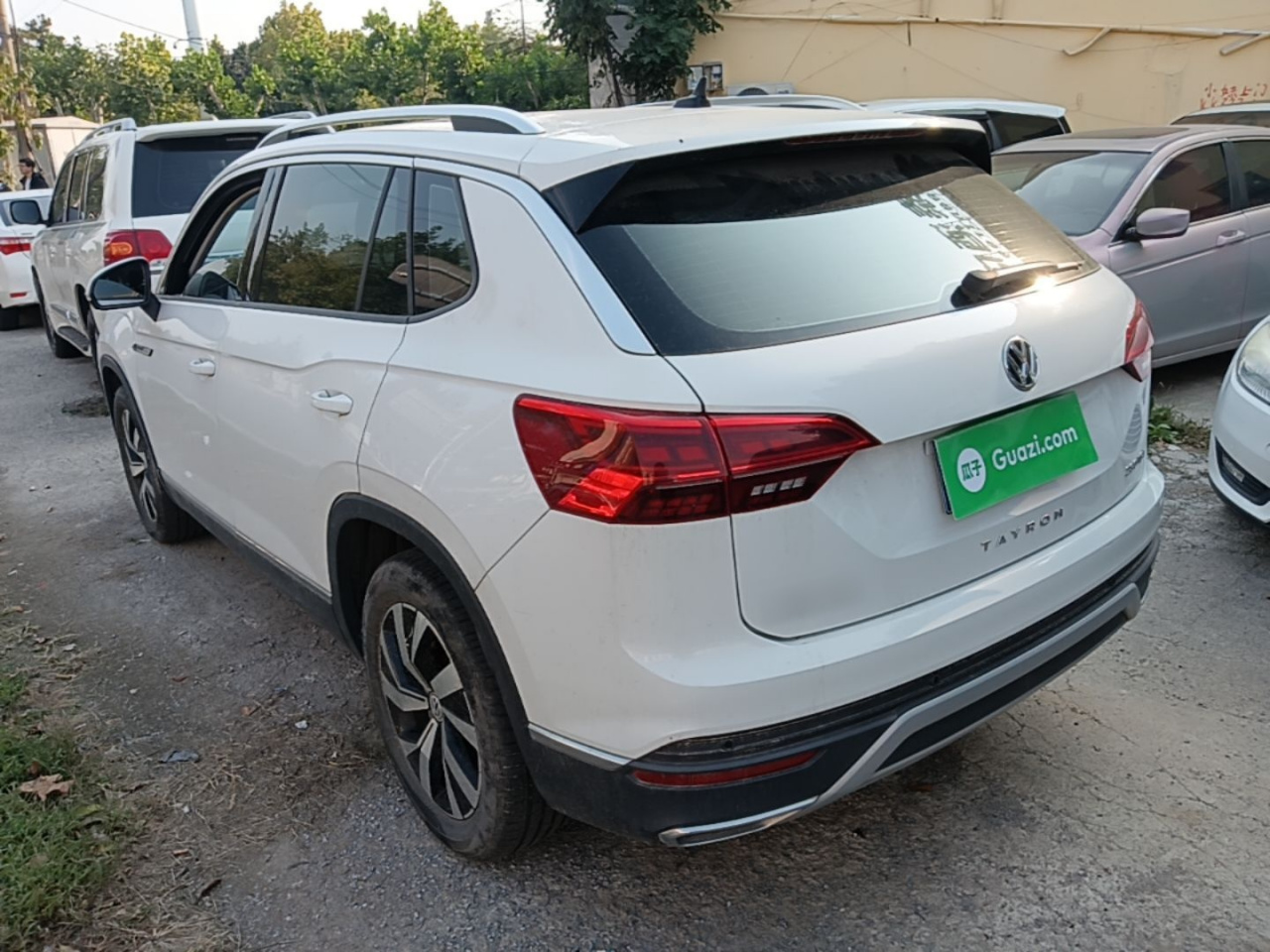 Tayron 2022 280TSI RWD Luxury Connected photo 4
