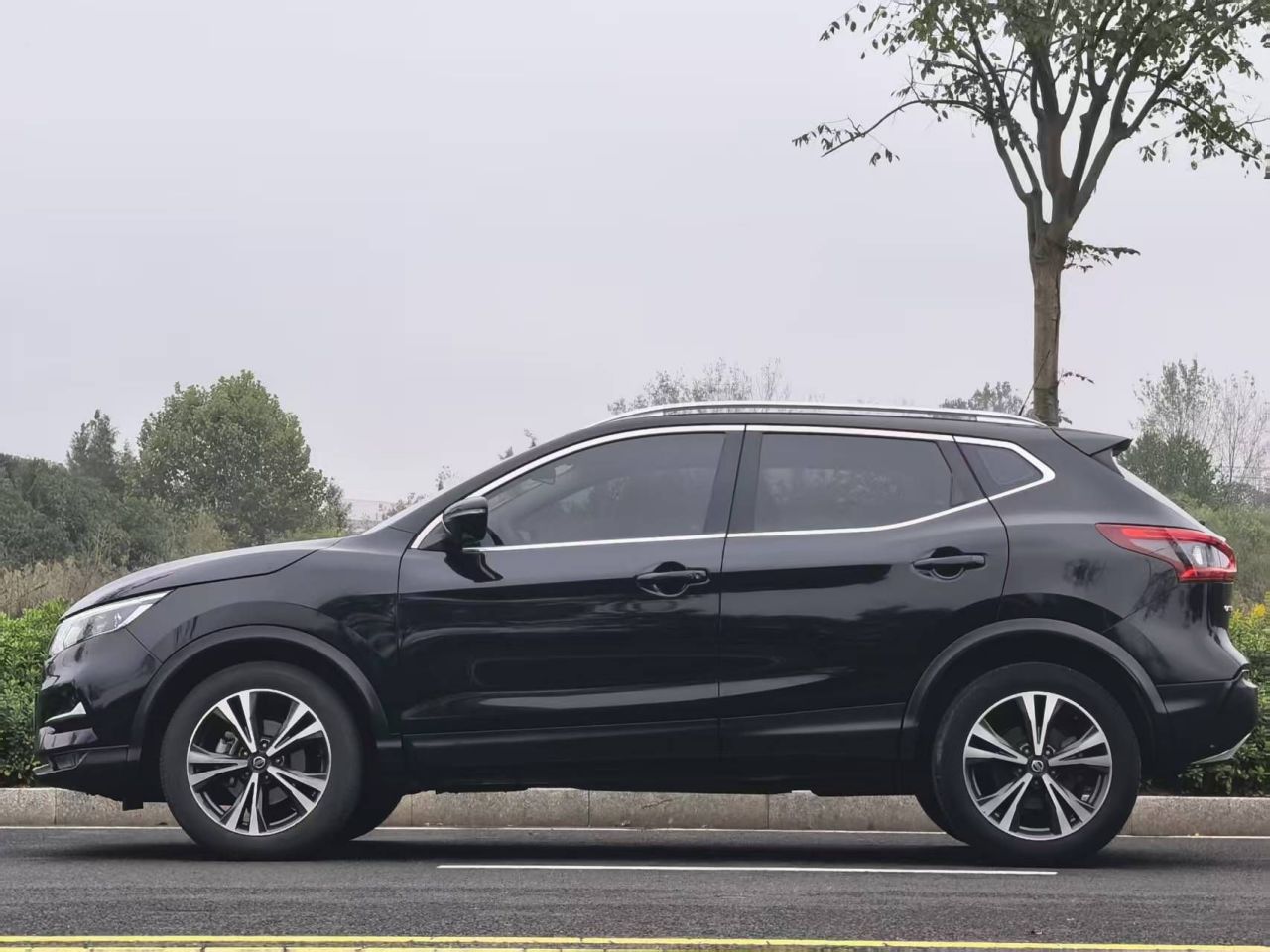 Qashqai 2021 2.0L CVT Luxury photo 2