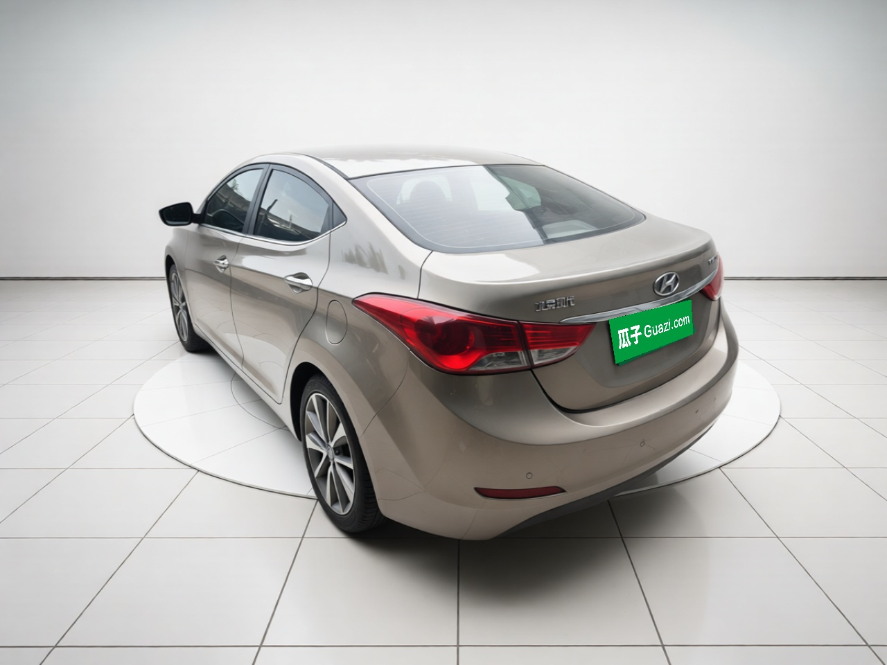 Elantra 2013 1.6L AT Leading photo 4