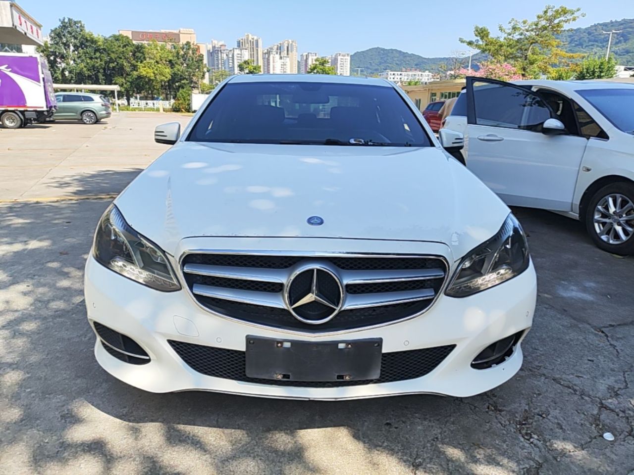 E-Class 2015 Facelift E 180 L Sport photo 2