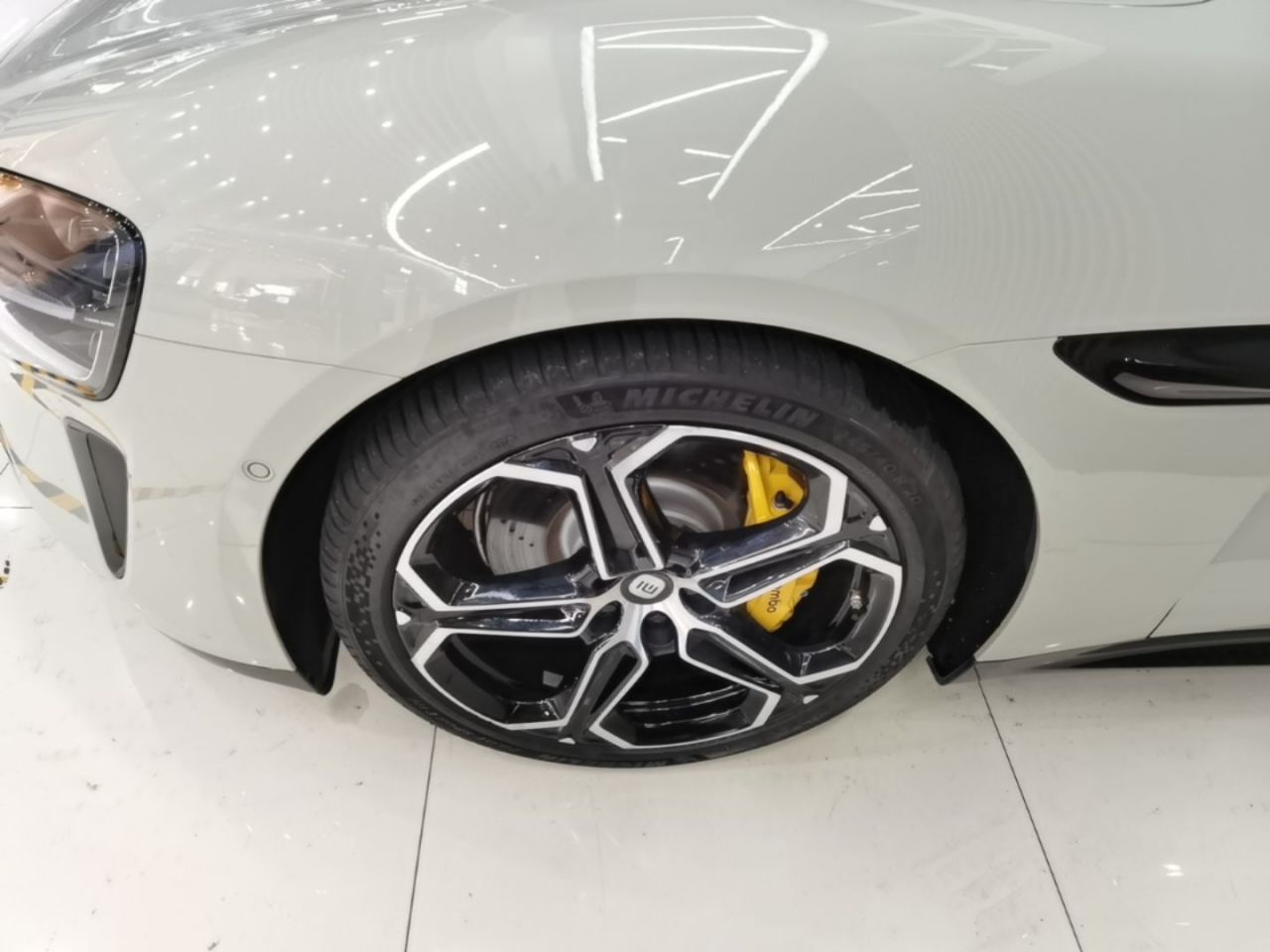 Xiaomi SU7 2024 AWD Extended Range High-end ADAS Max photo 3
