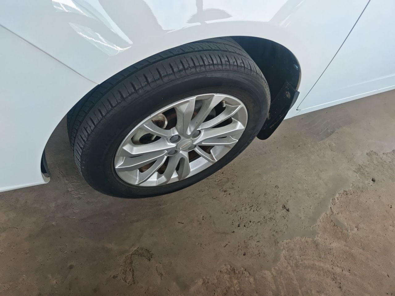 Vision 2020 1.5L CVT photo 3