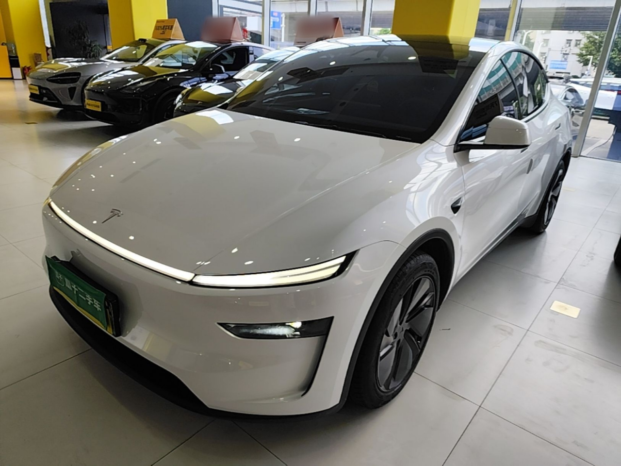 Model Y 2025 RWD