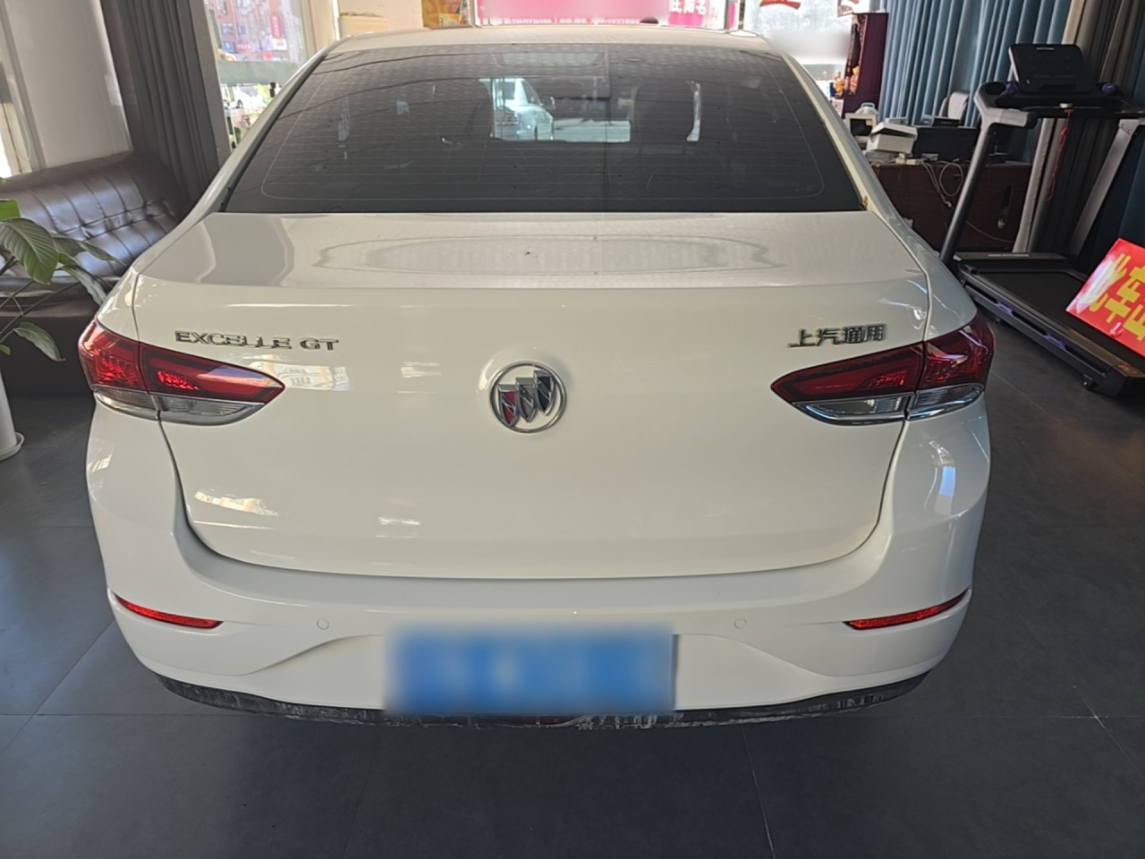 Excelle 2021 Facelift Classic 1.5L AT Elite photo 5