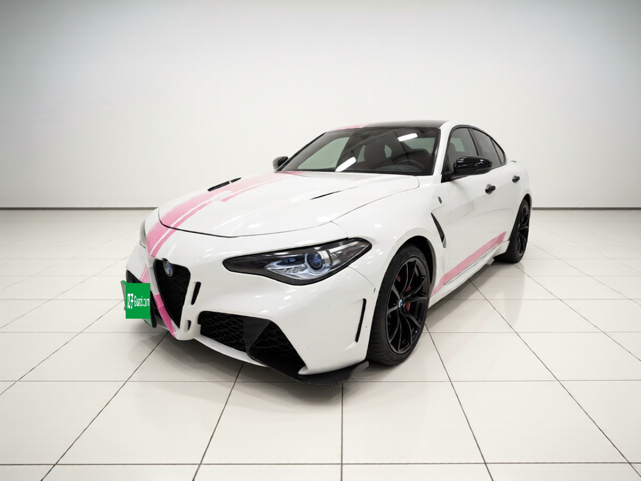 Alfa Romeo Giulia 2017 2.0T 280HP Luxury