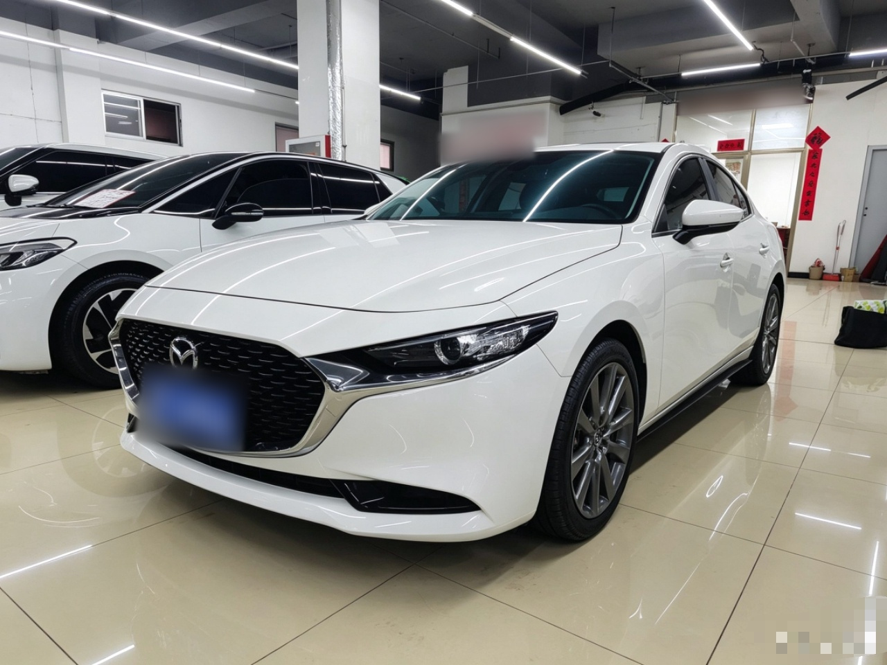 3 Axela 2023 2.0L AT