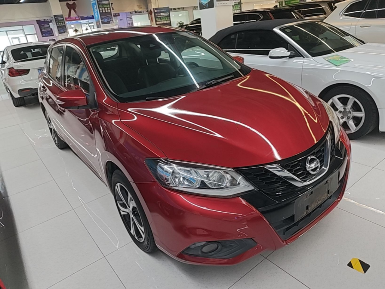 Tiida 2016 1.6L CVT photo 3